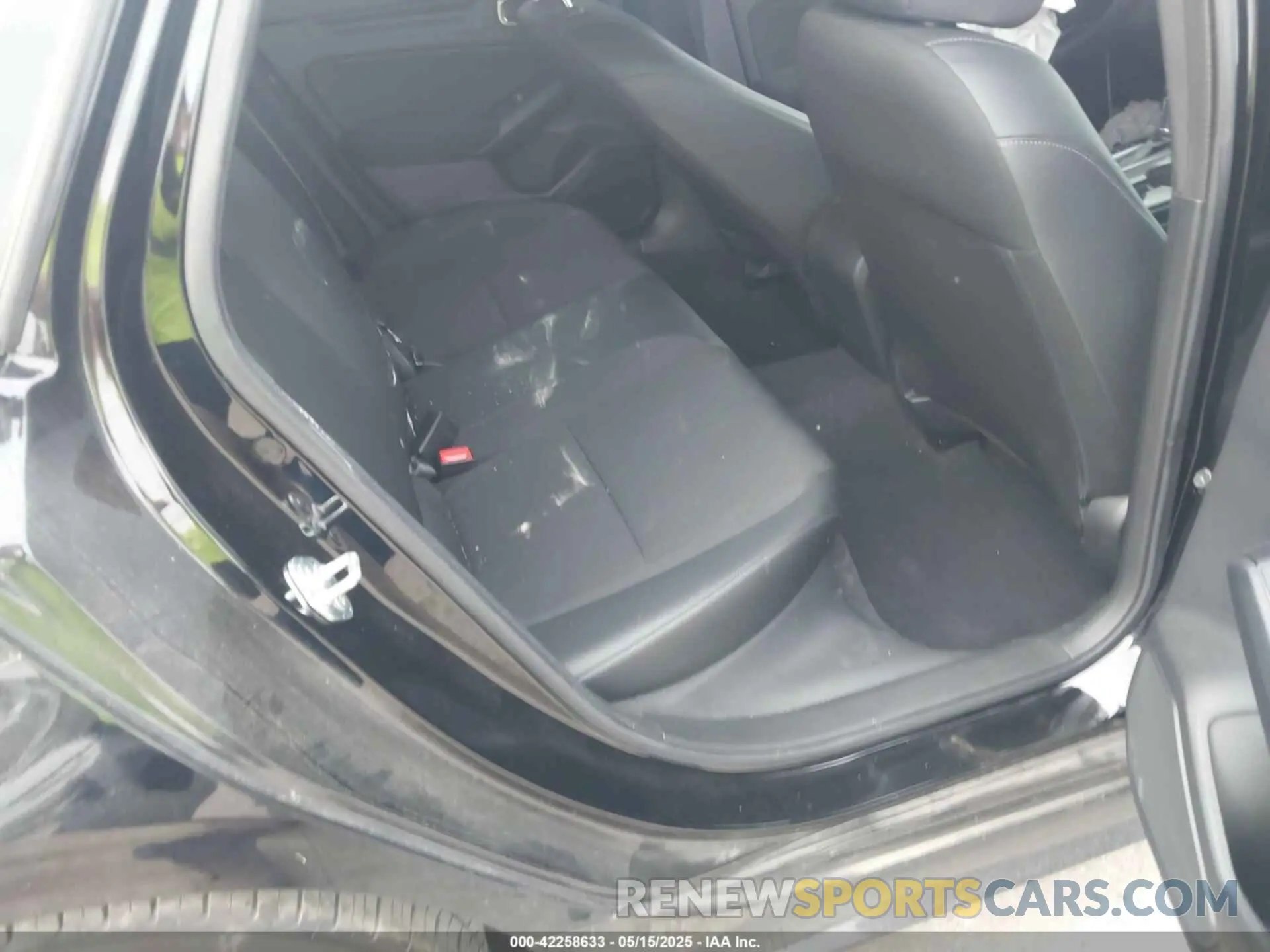 8 Photograph of a damaged car 2HGFE2F57PH557294 HONDA CIVIC 2023