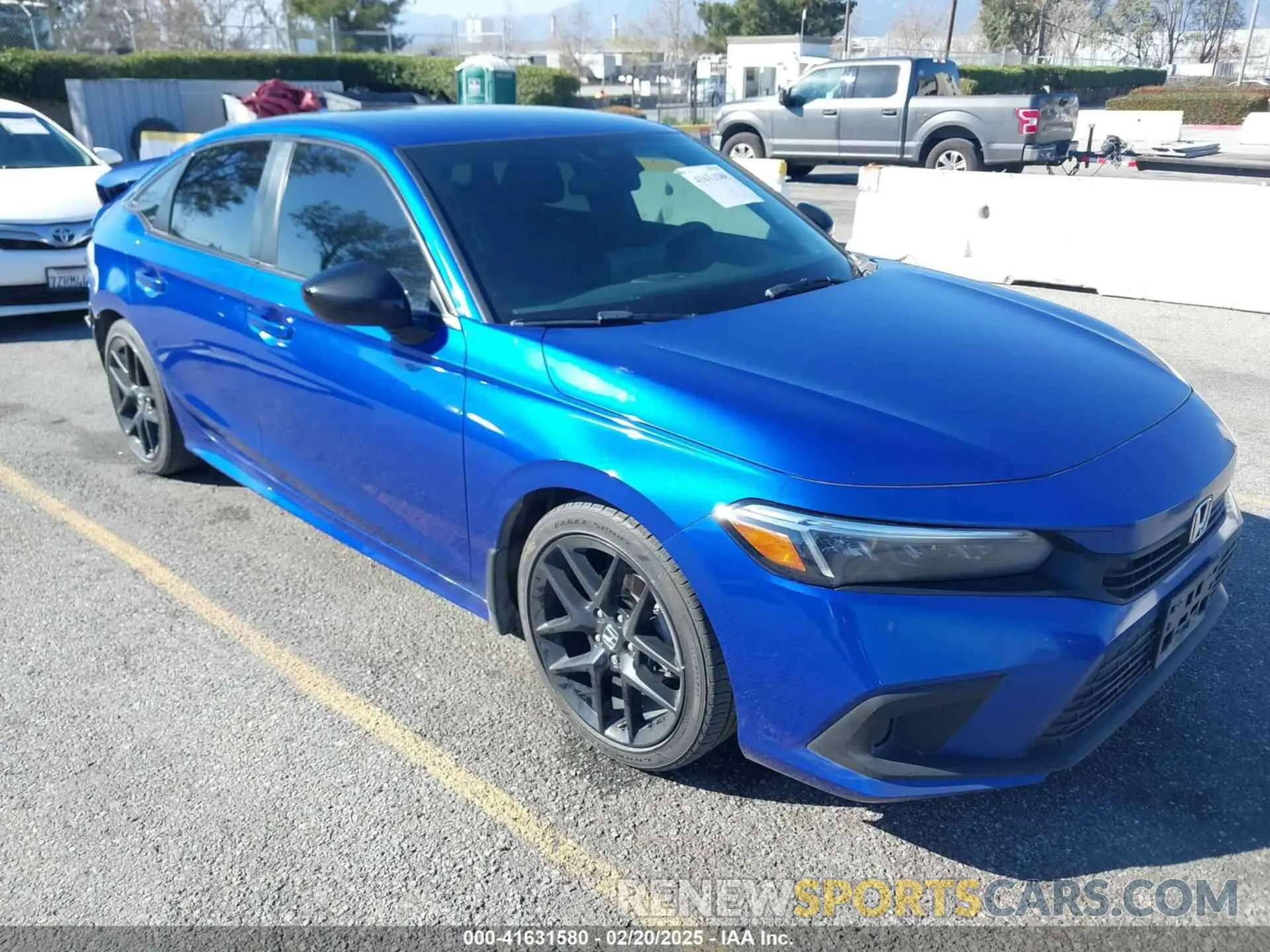 1 Photograph of a damaged car 2HGFE2F58PH531934 HONDA CIVIC 2023