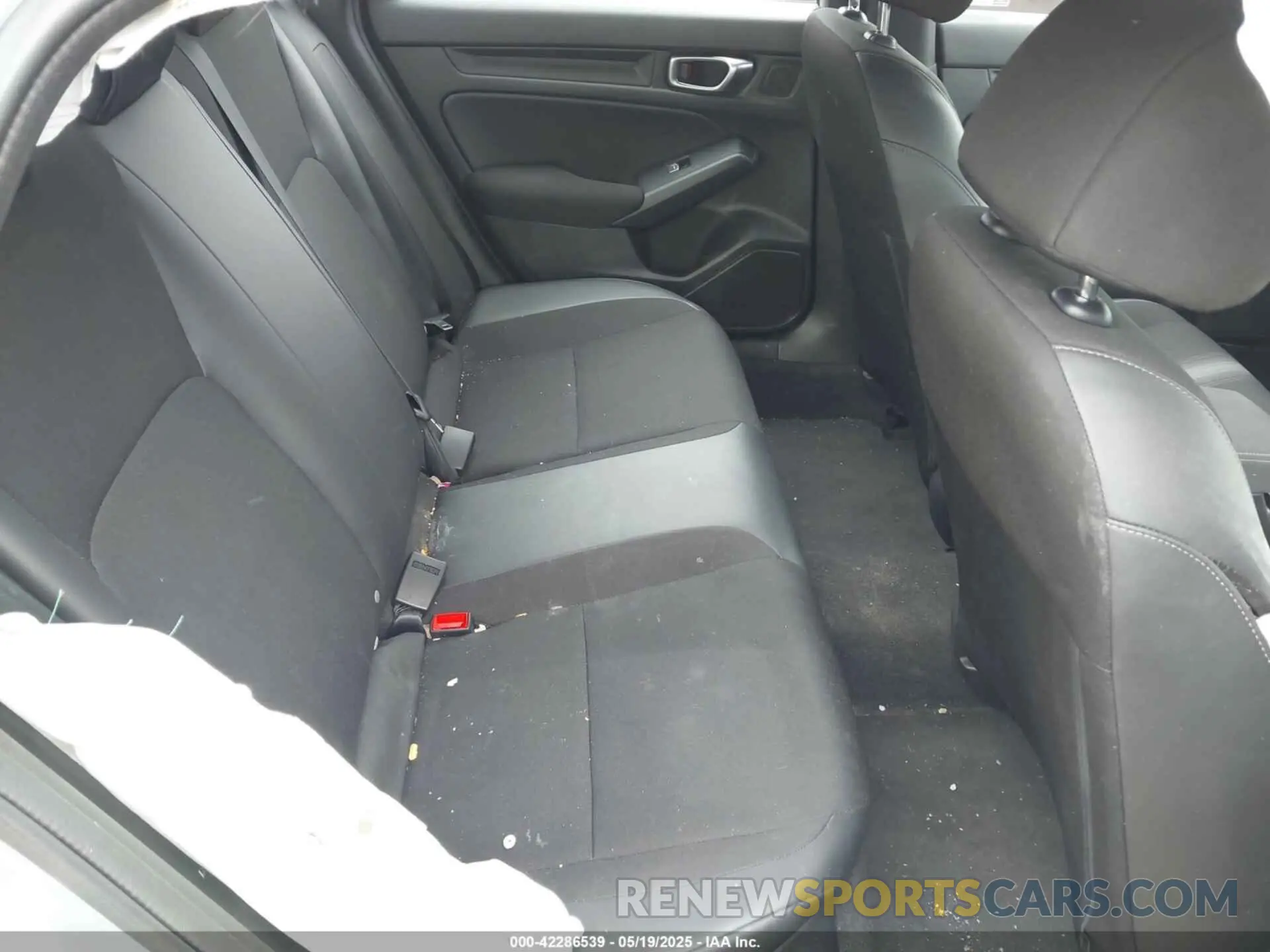 8 Photograph of a damaged car 2HGFE2F58PH555912 HONDA CIVIC 2023