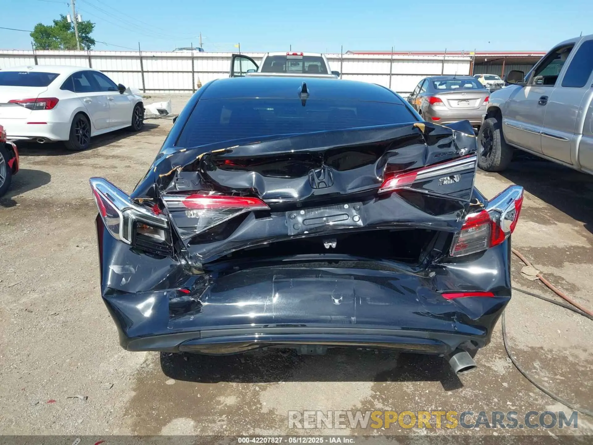 6 Photograph of a damaged car 2HGFE2F58PH557787 HONDA CIVIC 2023