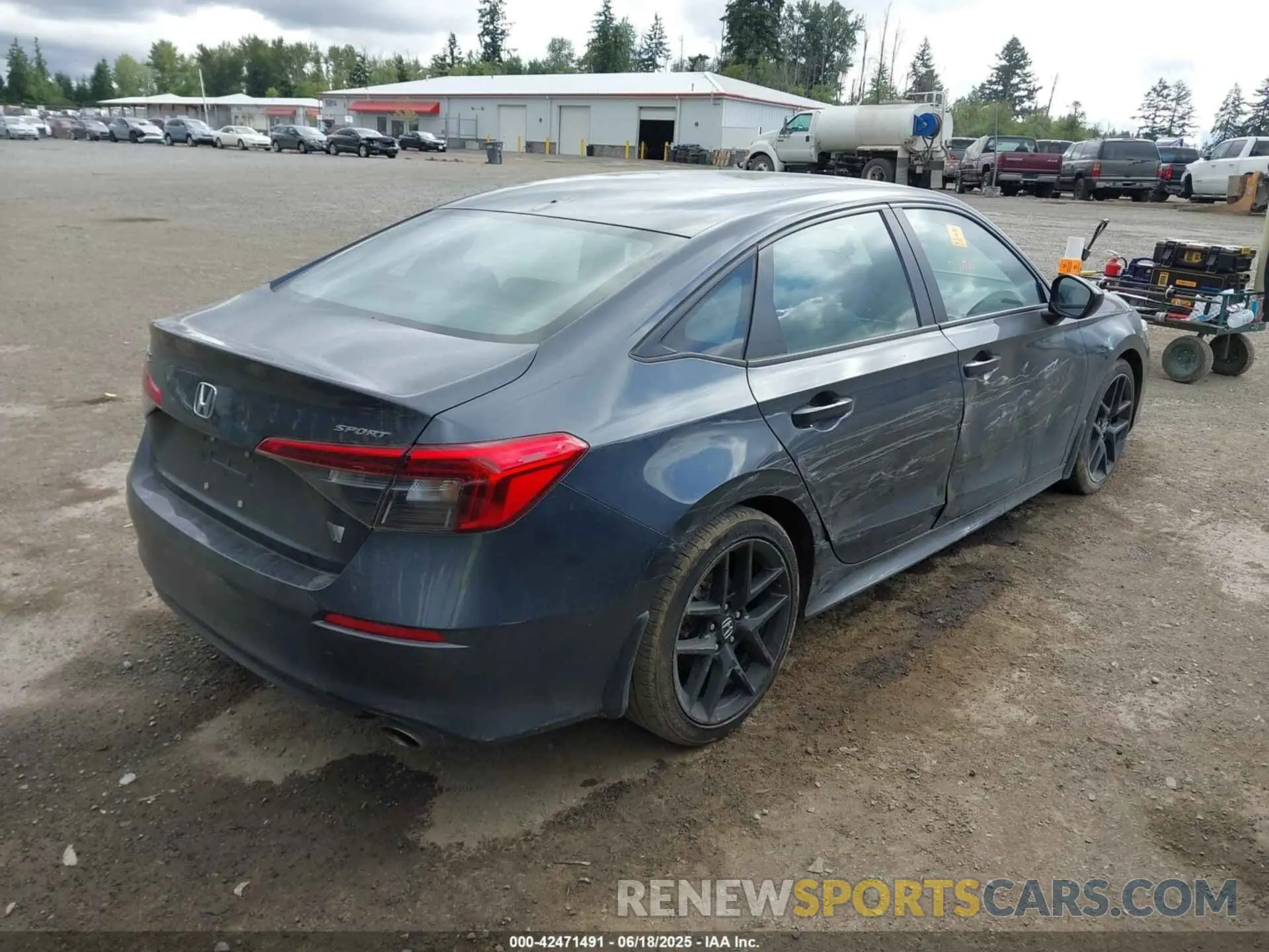 4 Photograph of a damaged car 2HGFE2F5XPH515413 HONDA CIVIC 2023