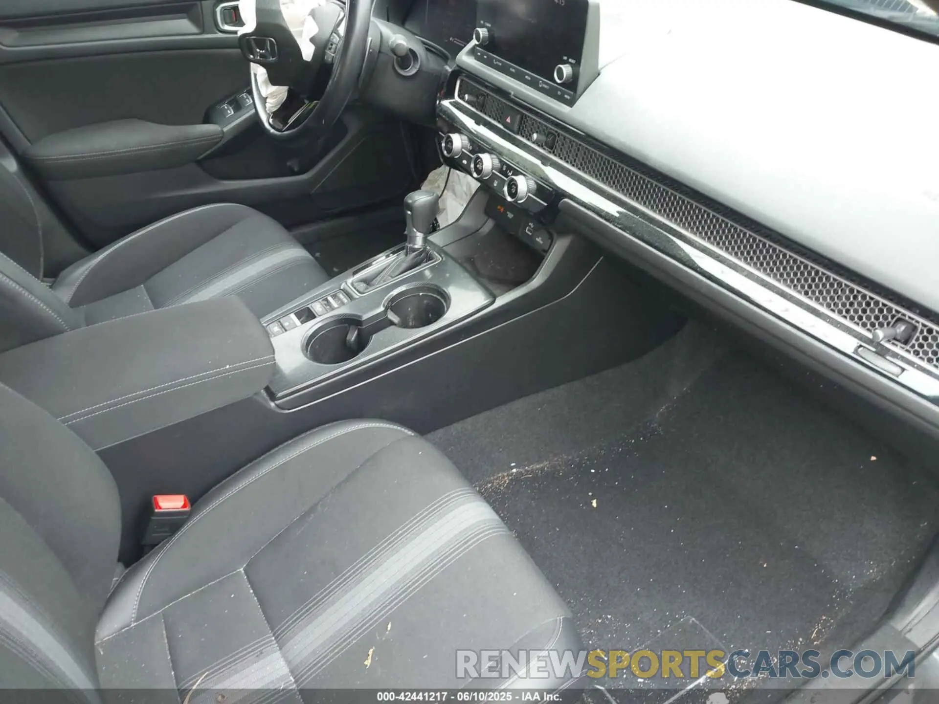 5 Photograph of a damaged car 2HGFE2F5XPH515699 HONDA CIVIC 2023