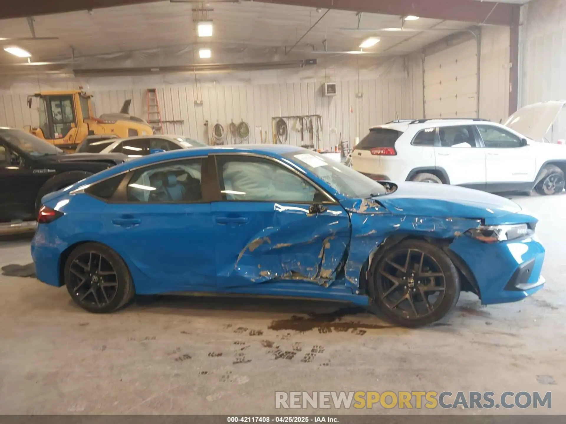 13 Photograph of a damaged car 19XFL1G83RE008780 HONDA CIVIC 2024