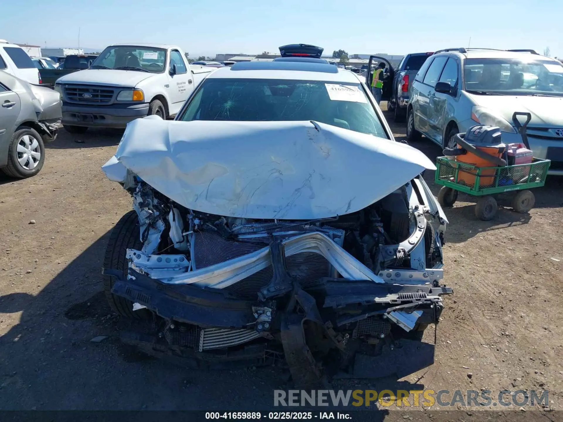 12 Photograph of a damaged car 19XFL1G84RE029704 HONDA CIVIC 2024