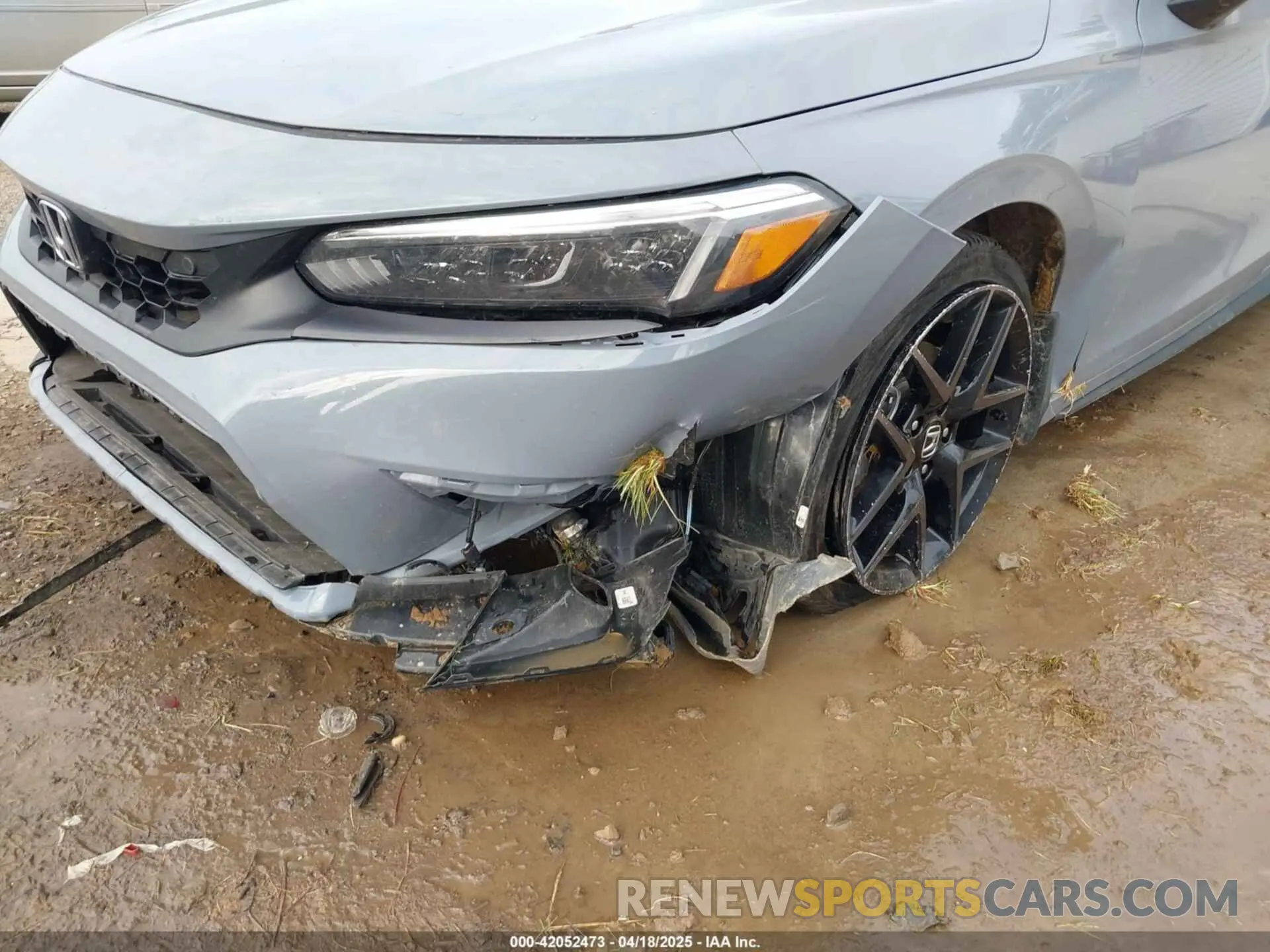 14 Photograph of a damaged car 19XFL1G85RE004486 HONDA CIVIC 2024
