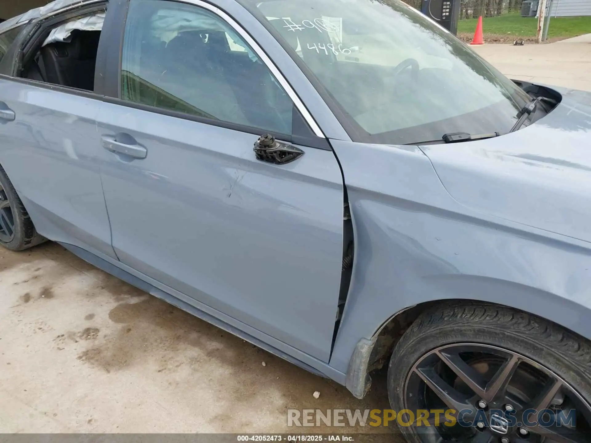 15 Photograph of a damaged car 19XFL1G85RE004486 HONDA CIVIC 2024