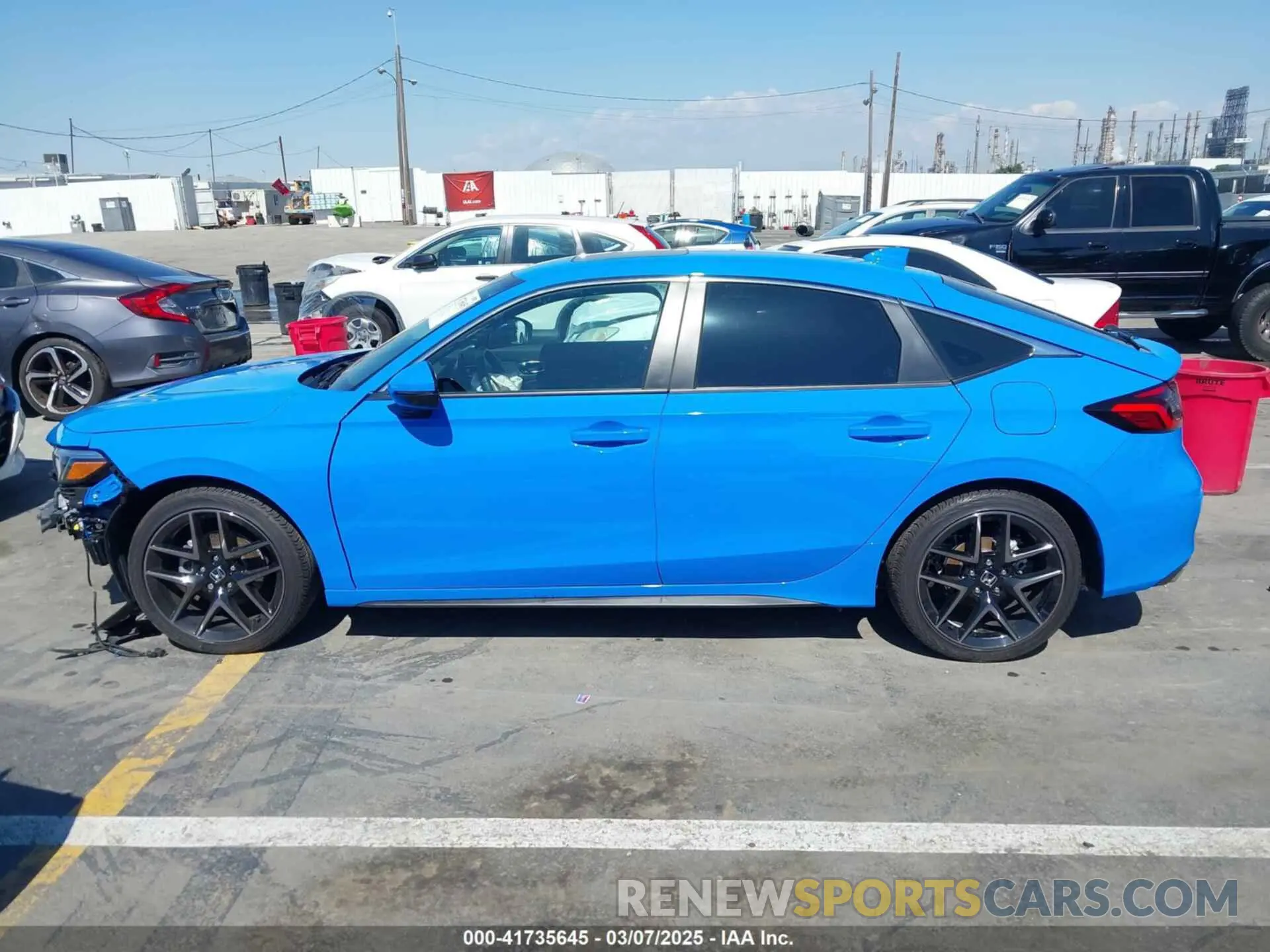 14 Photograph of a damaged car 19XFL1G85RE026665 HONDA CIVIC 2024