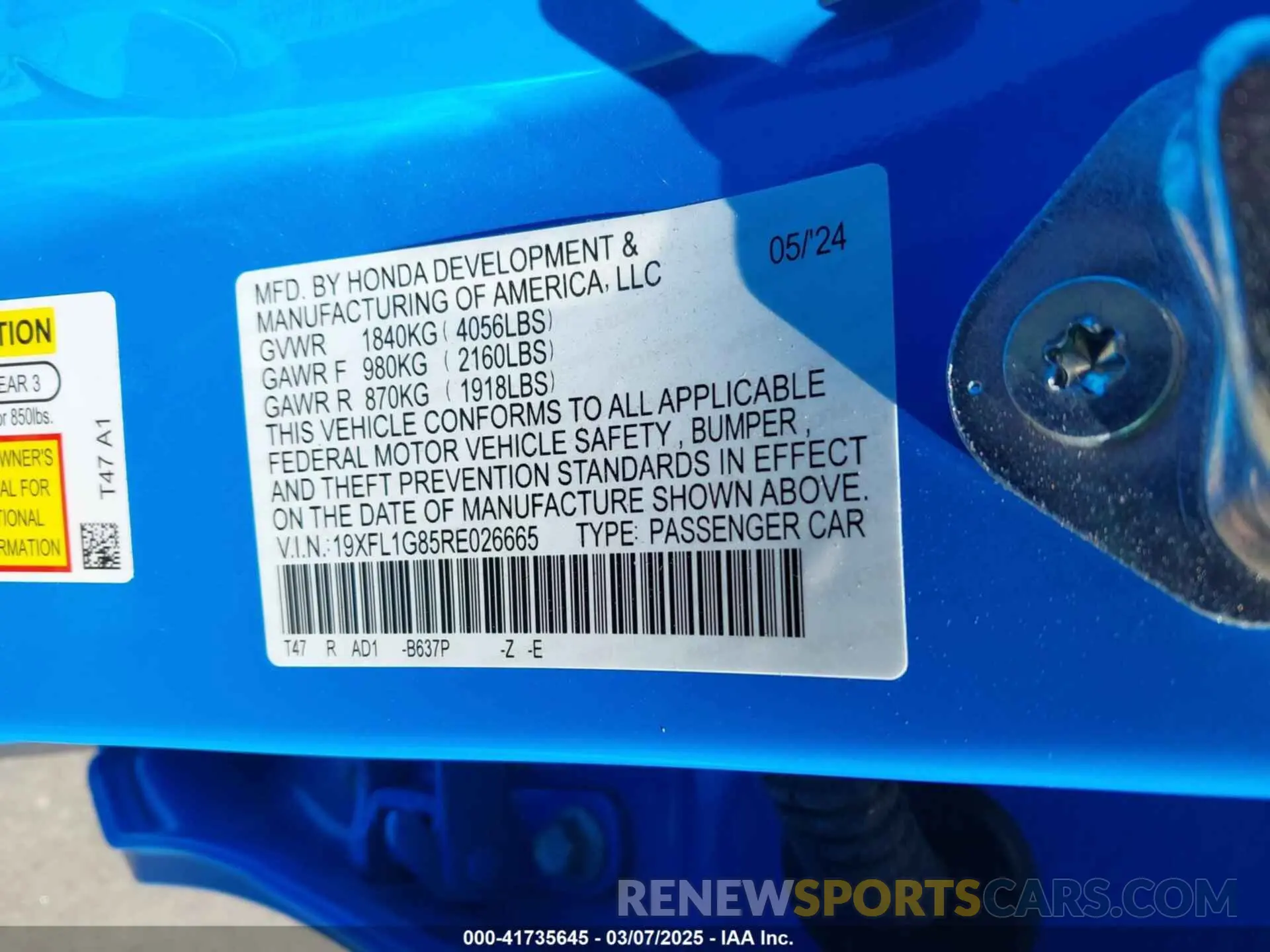 9 Photograph of a damaged car 19XFL1G85RE026665 HONDA CIVIC 2024