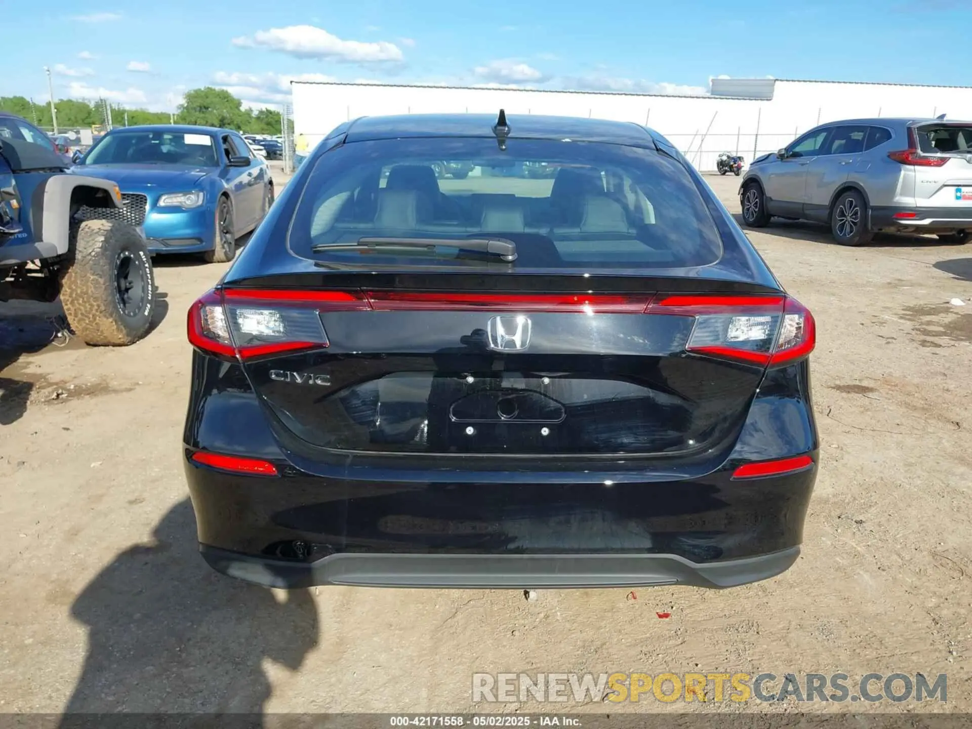 15 Photograph of a damaged car 19XFL1H70RE029348 HONDA CIVIC 2024