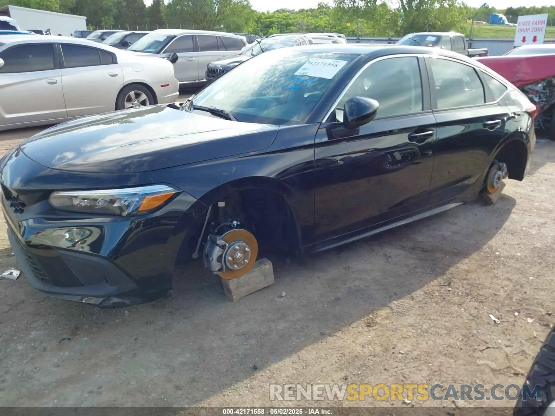 6 Photograph of a damaged car 19XFL1H70RE029348 HONDA CIVIC 2024