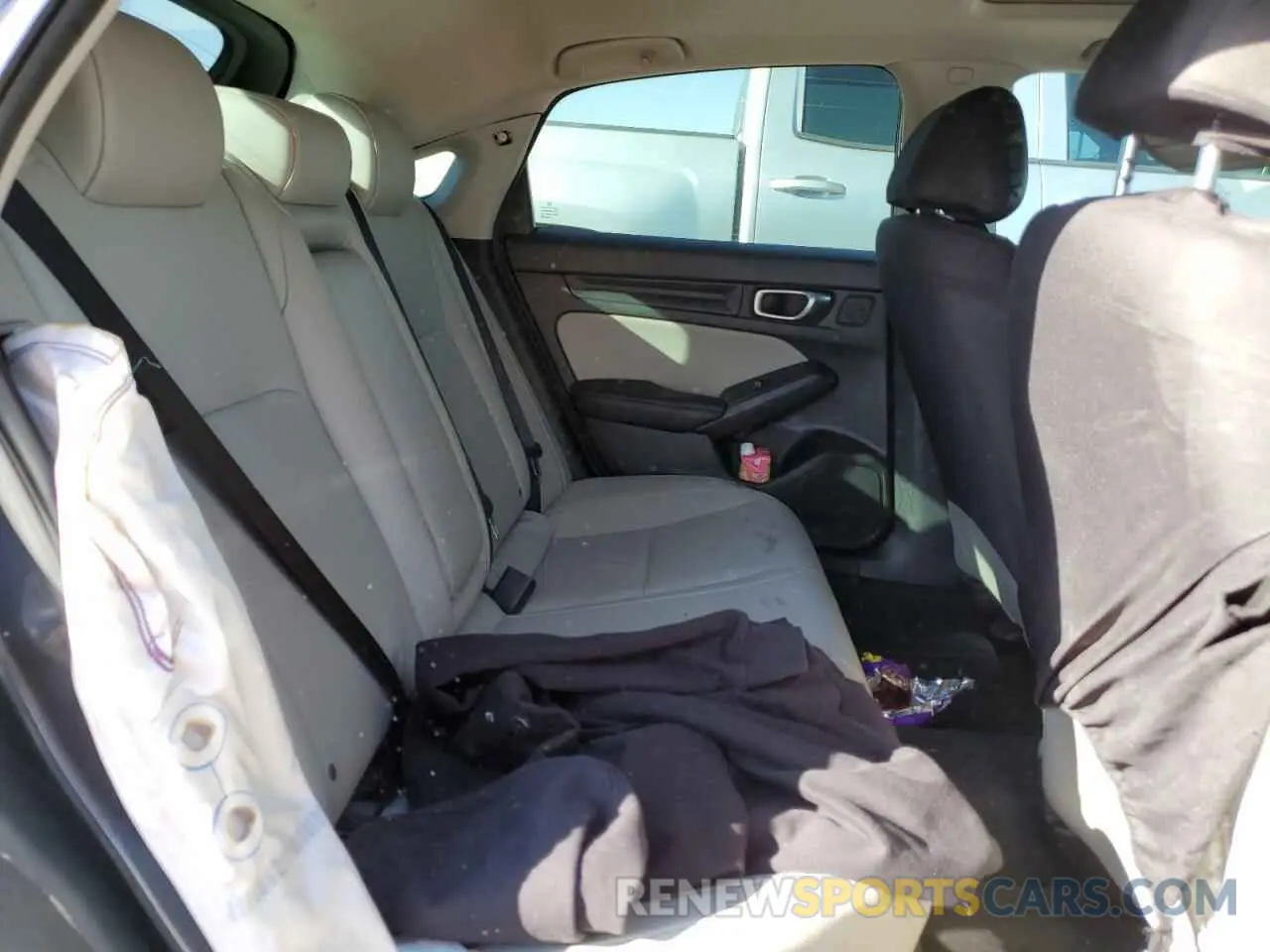 10 Photograph of a damaged car 19XFL1H72RE007383 HONDA CIVIC 2024