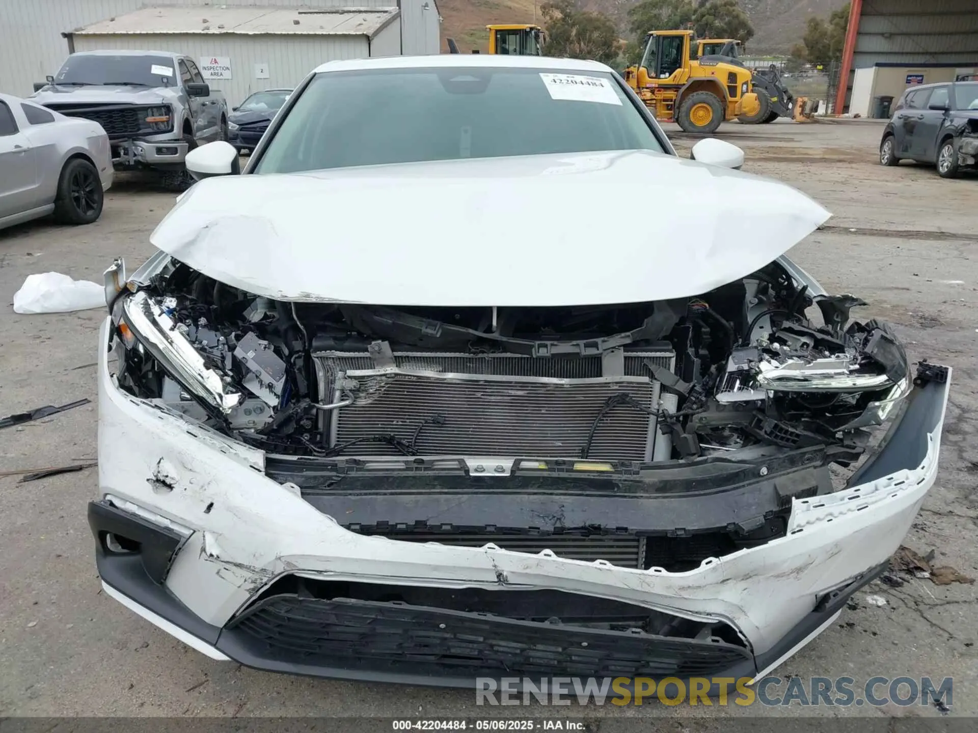 12 Photograph of a damaged car 19XFL1H73RE003908 HONDA CIVIC 2024