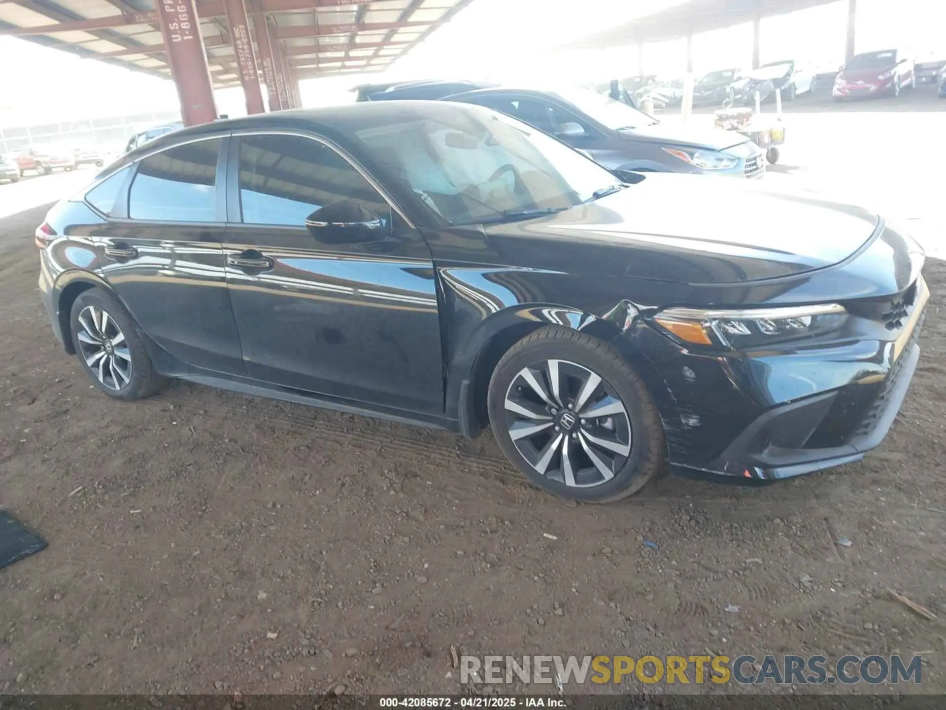 1 Photograph of a damaged car 19XFL1H73RE008252 HONDA CIVIC 2024