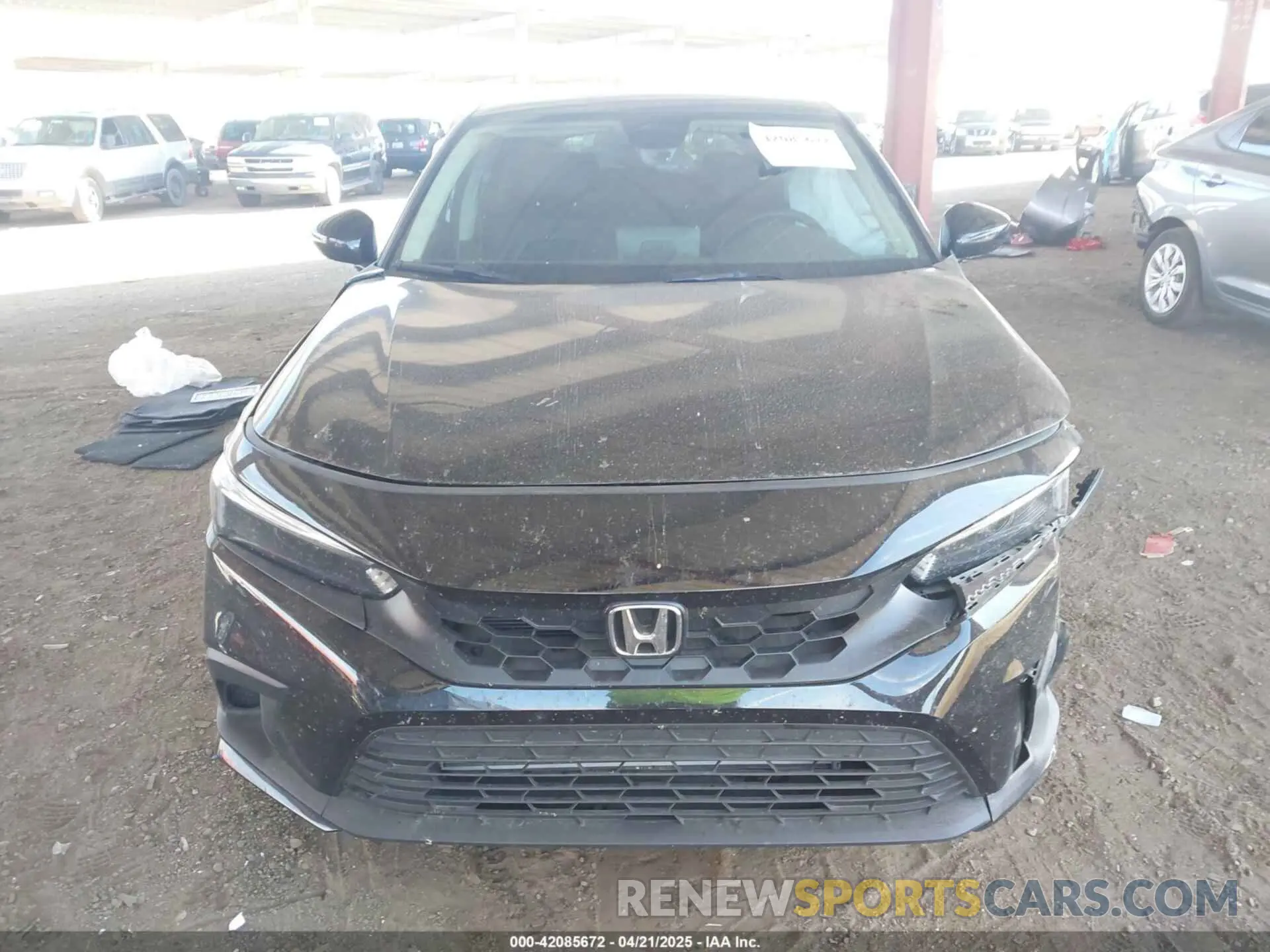 12 Photograph of a damaged car 19XFL1H73RE008252 HONDA CIVIC 2024