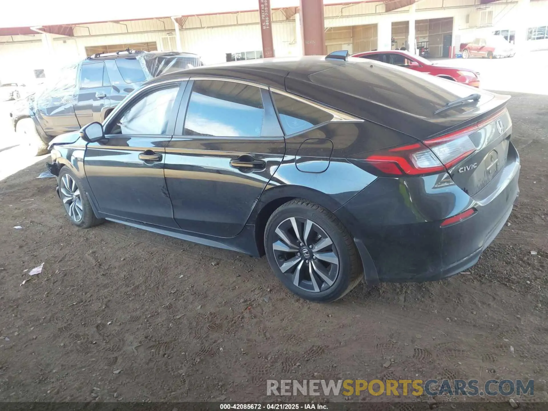 3 Photograph of a damaged car 19XFL1H73RE008252 HONDA CIVIC 2024
