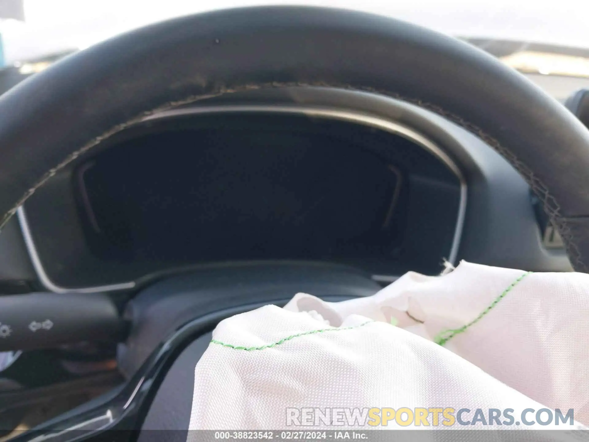 7 Photograph of a damaged car 19XFL1H73RE014164 HONDA CIVIC 2024