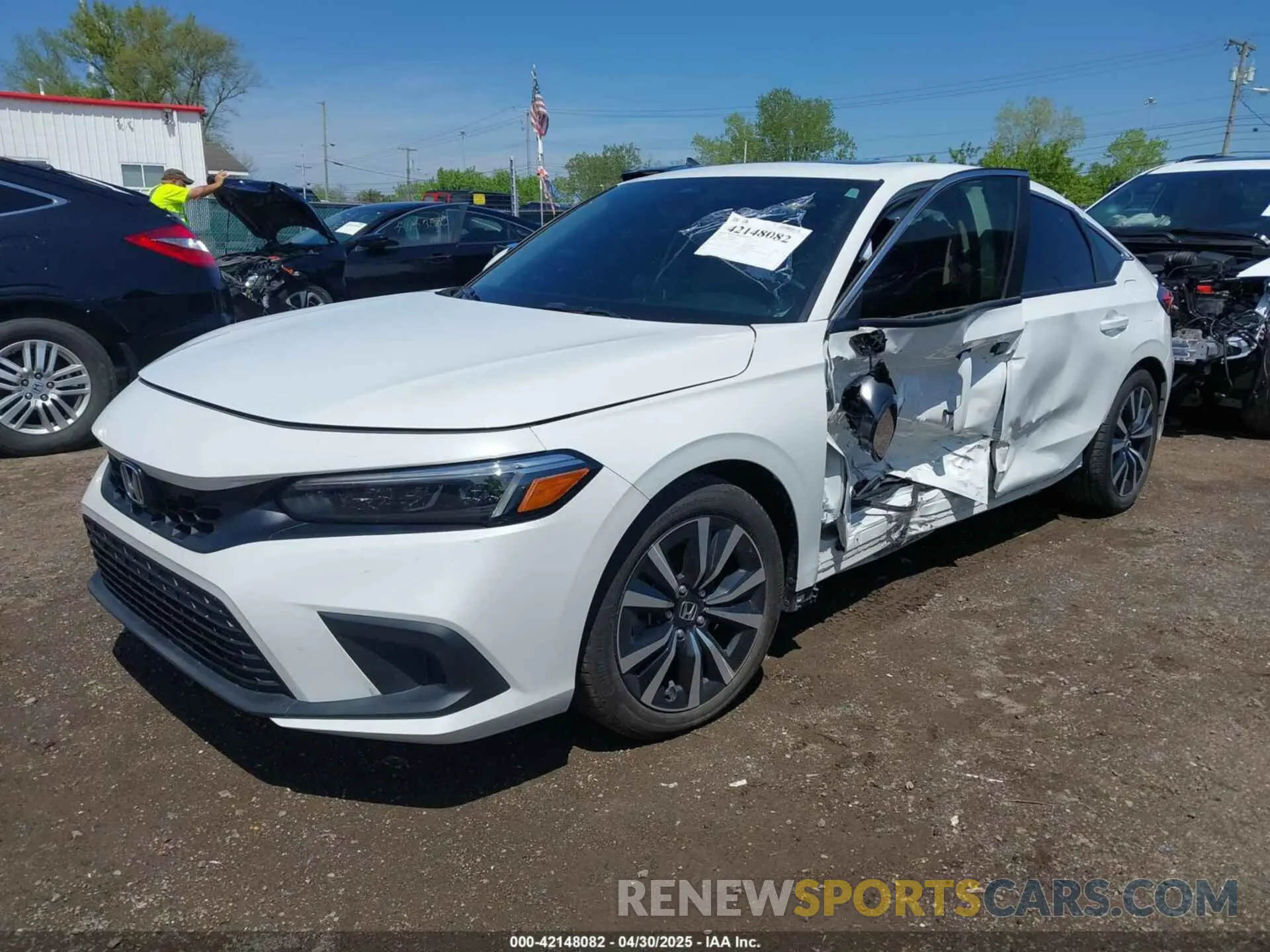 2 Photograph of a damaged car 19XFL1H73RE017291 HONDA CIVIC 2024