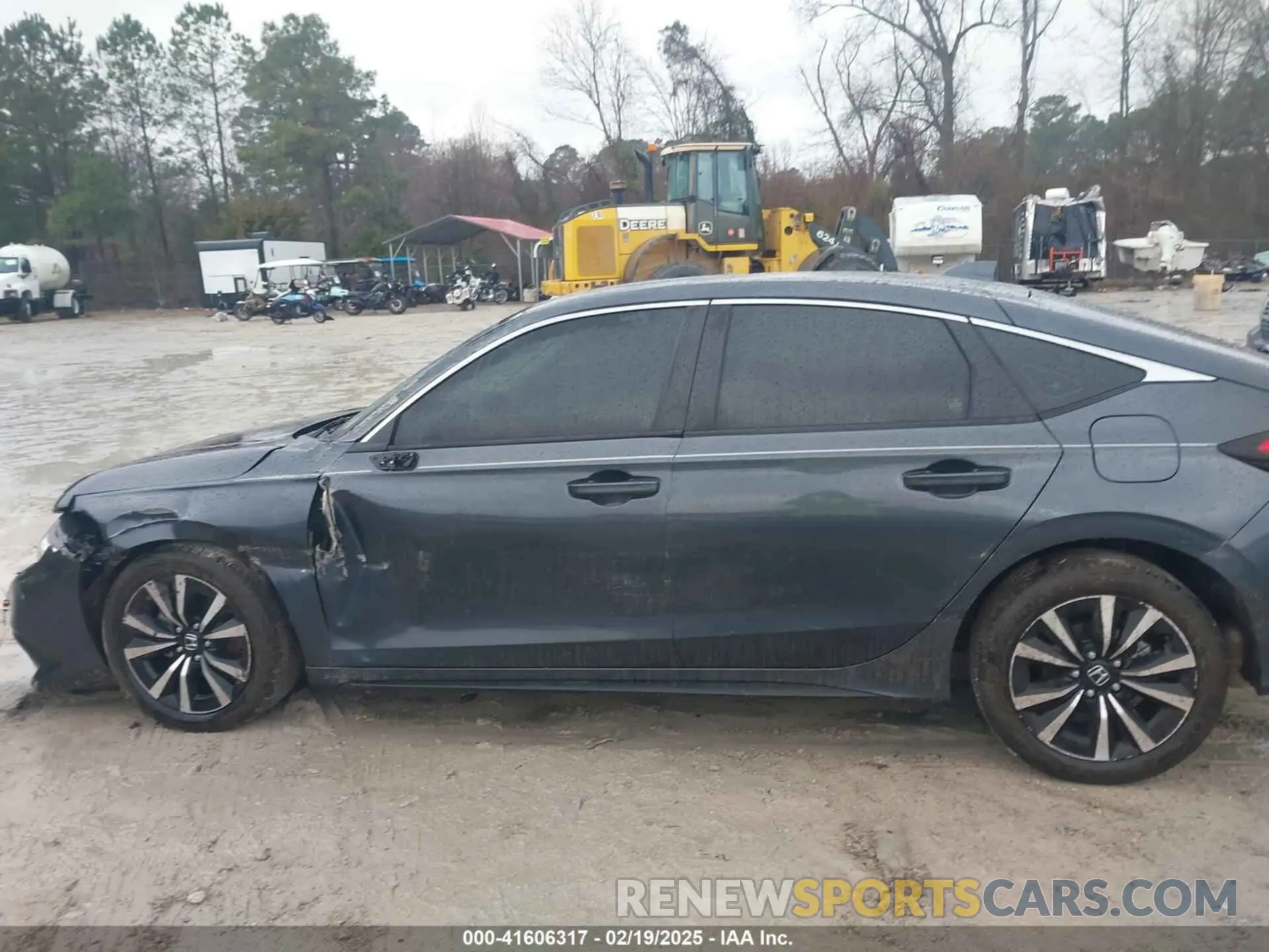 14 Photograph of a damaged car 19XFL1H73RE022149 HONDA CIVIC 2024
