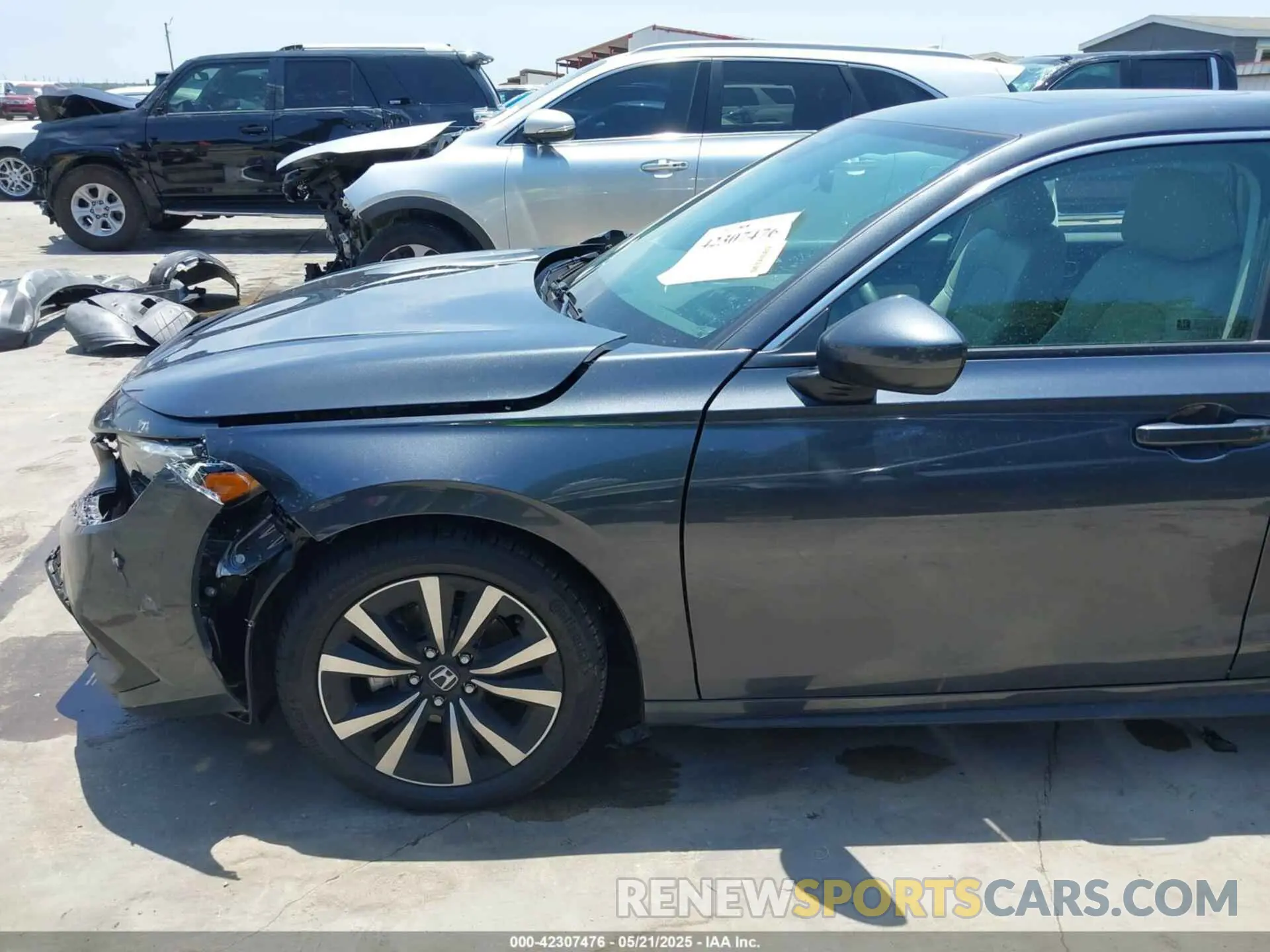 18 Photograph of a damaged car 19XFL1H73RE029926 HONDA CIVIC 2024