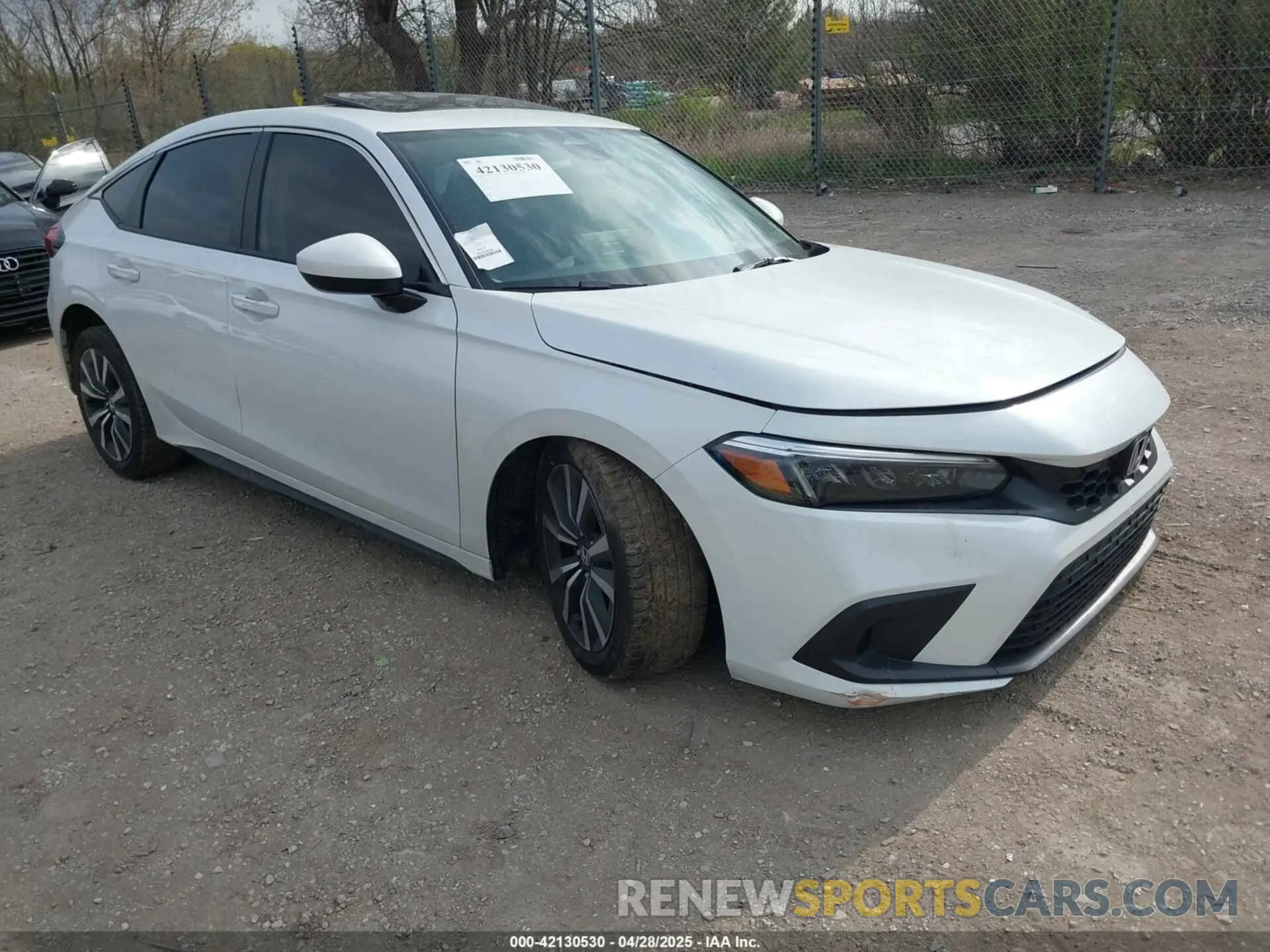 1 Photograph of a damaged car 19XFL1H74RE006655 HONDA CIVIC 2024