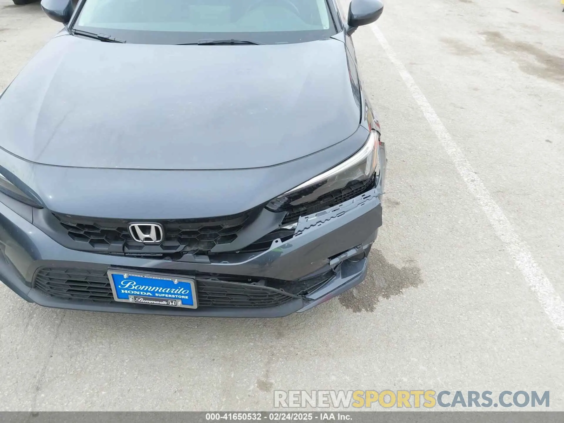 6 Photograph of a damaged car 19XFL1H77RE032697 HONDA CIVIC 2024