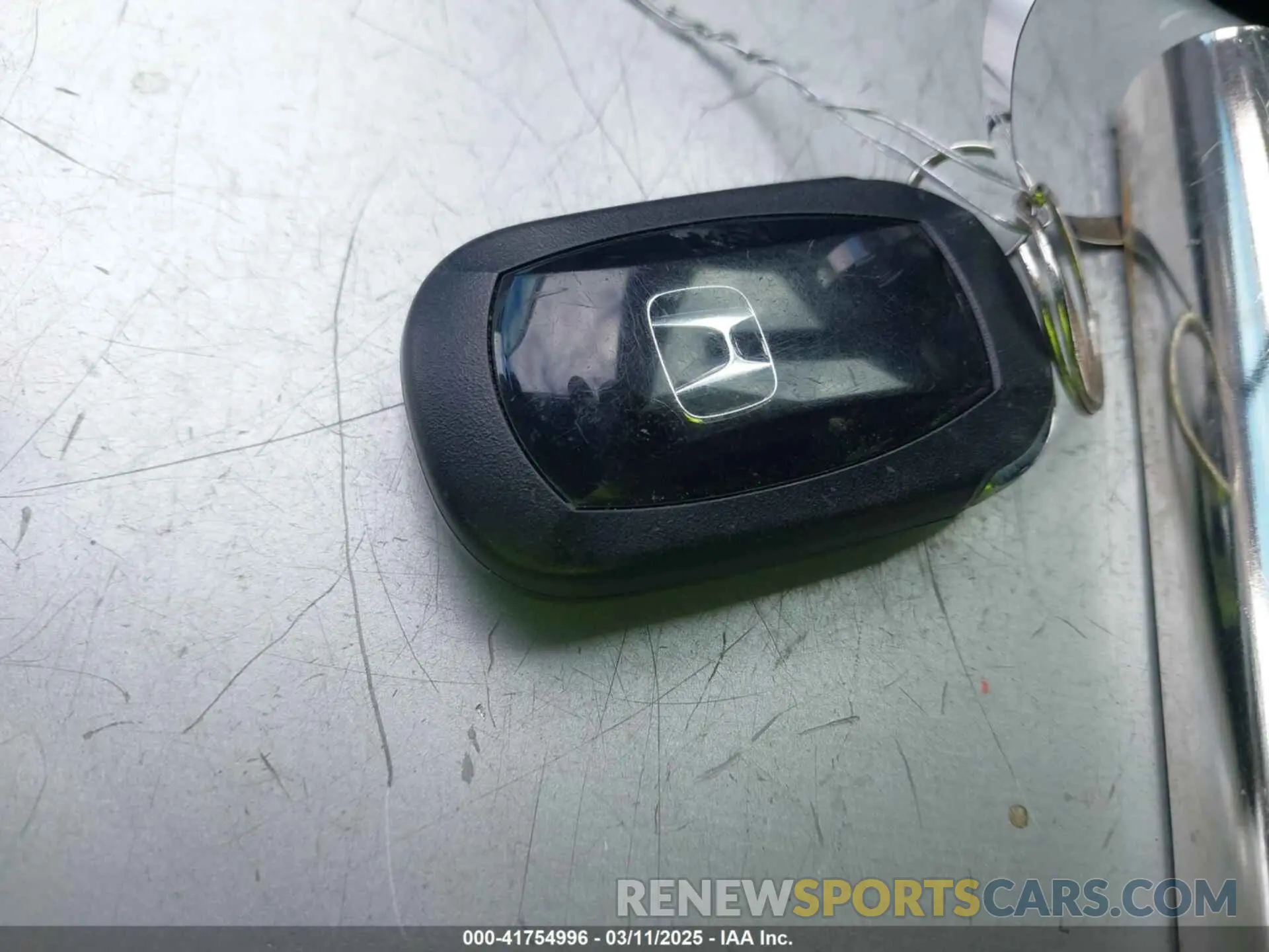 11 Photograph of a damaged car 19XFL1H78RE010689 HONDA CIVIC 2024