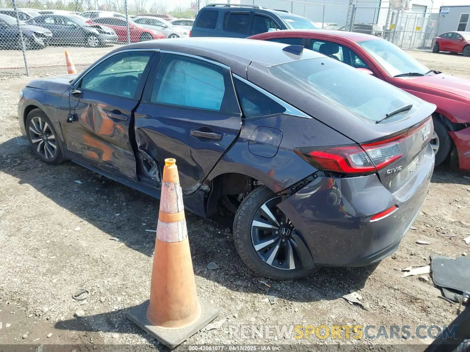 3 Photograph of a damaged car 19XFL1H78RE016296 HONDA CIVIC 2024