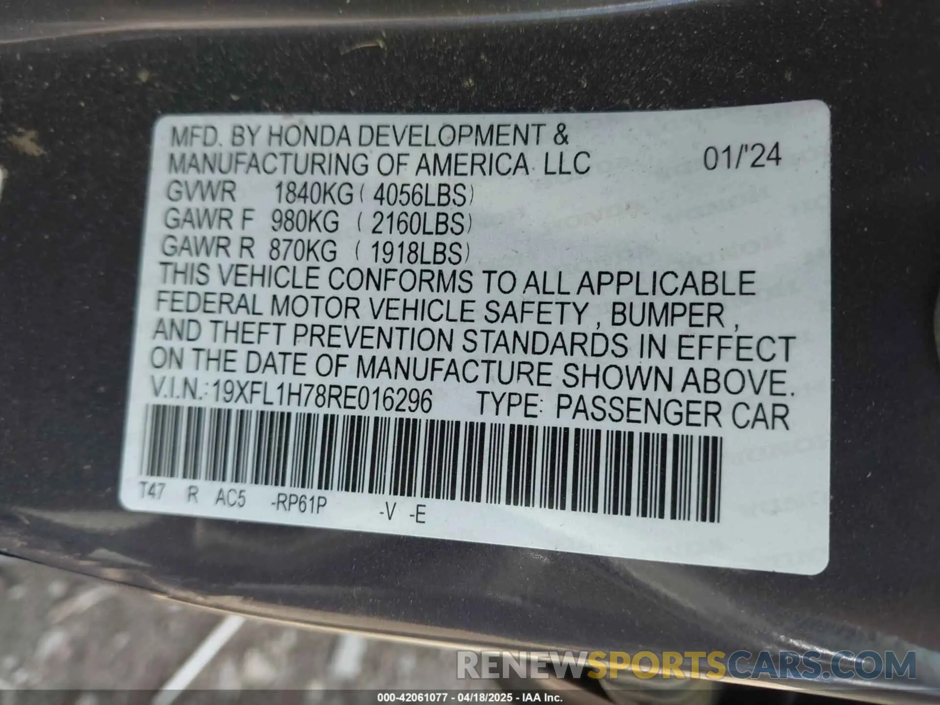 9 Photograph of a damaged car 19XFL1H78RE016296 HONDA CIVIC 2024