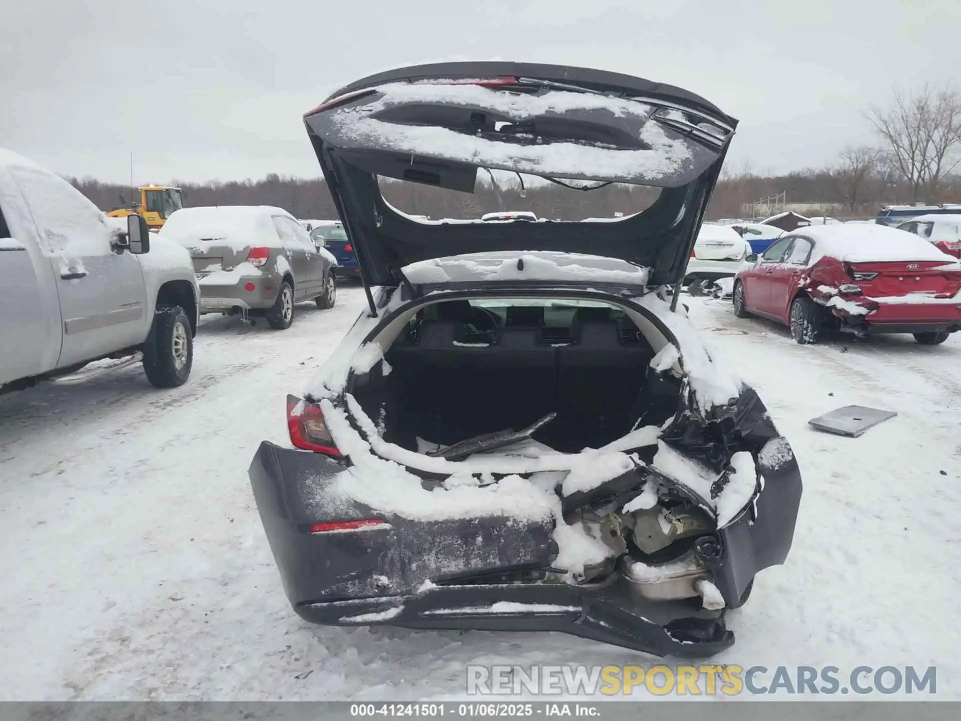 15 Photograph of a damaged car 19XFL1H78RE027623 HONDA CIVIC 2024