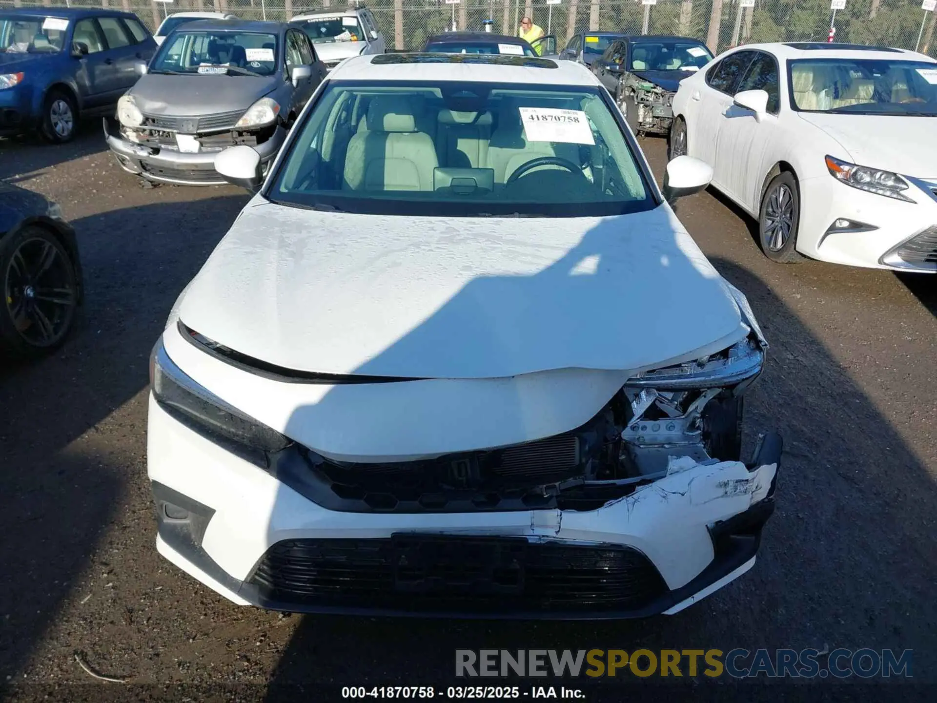 12 Photograph of a damaged car 19XFL1H79RE010684 HONDA CIVIC 2024