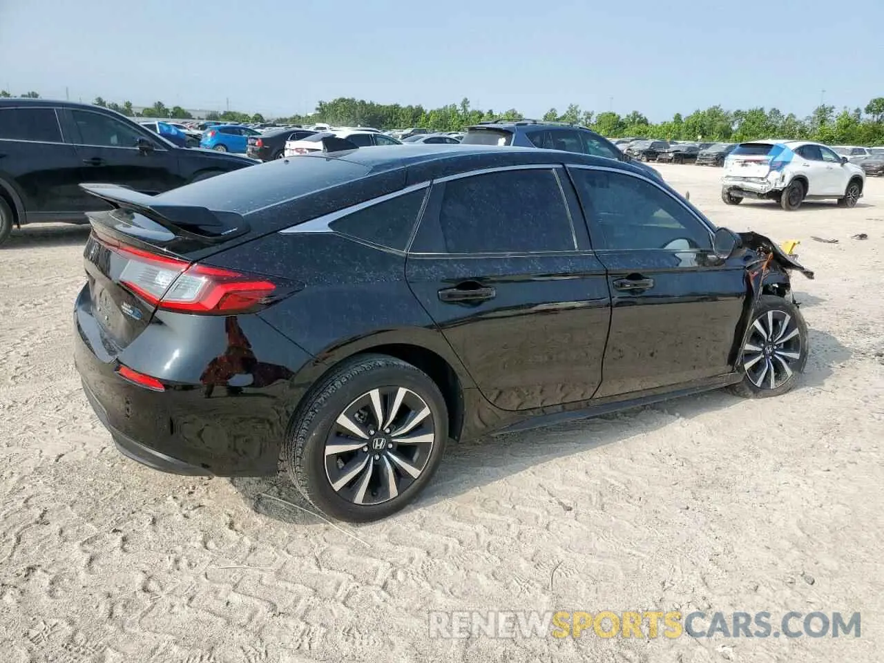 3 Photograph of a damaged car 19XFL1H79RE021846 HONDA CIVIC 2024