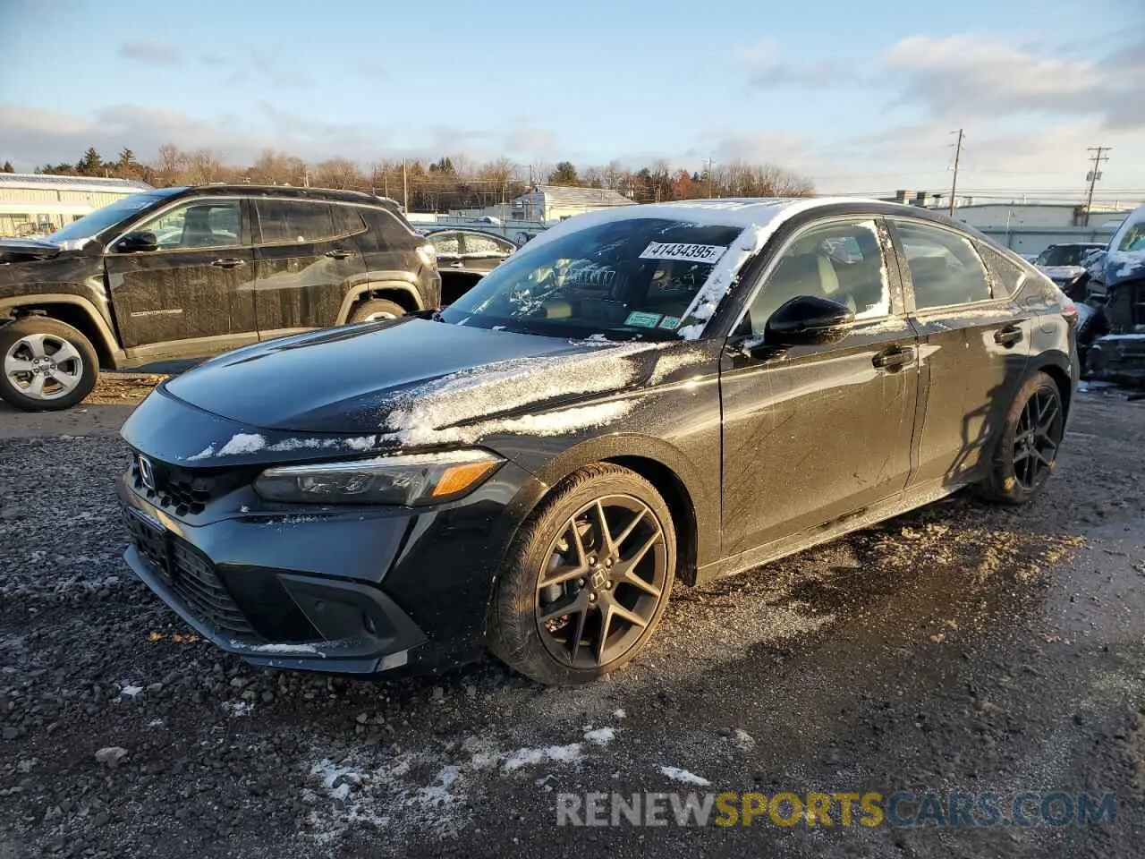 1 Photograph of a damaged car 19XFL1H81RE008615 HONDA CIVIC 2024