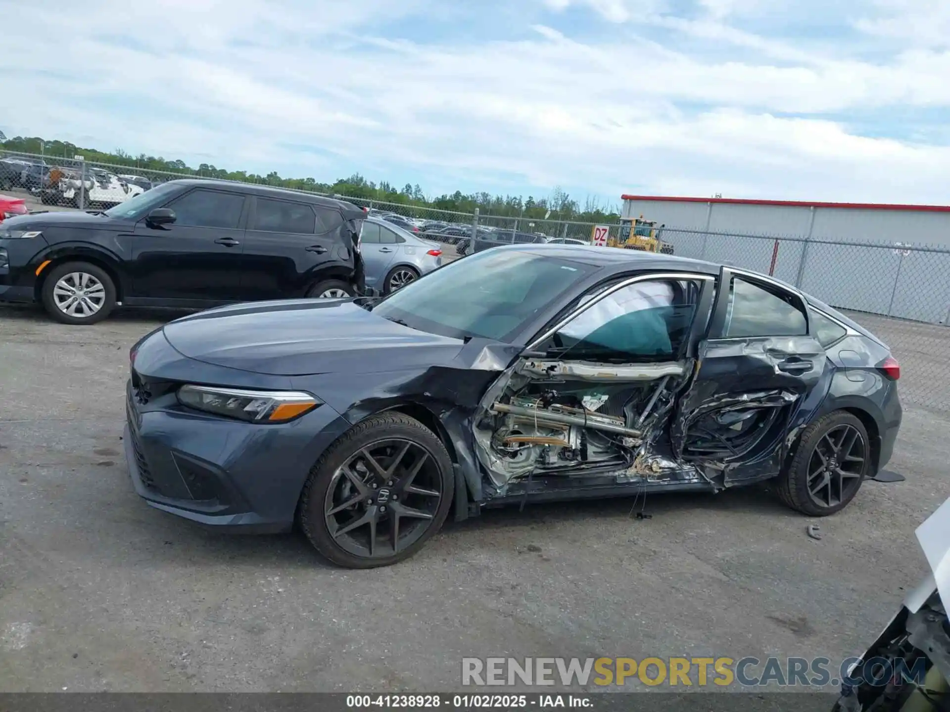 14 Photograph of a damaged car 19XFL1H81RE024247 HONDA CIVIC 2024