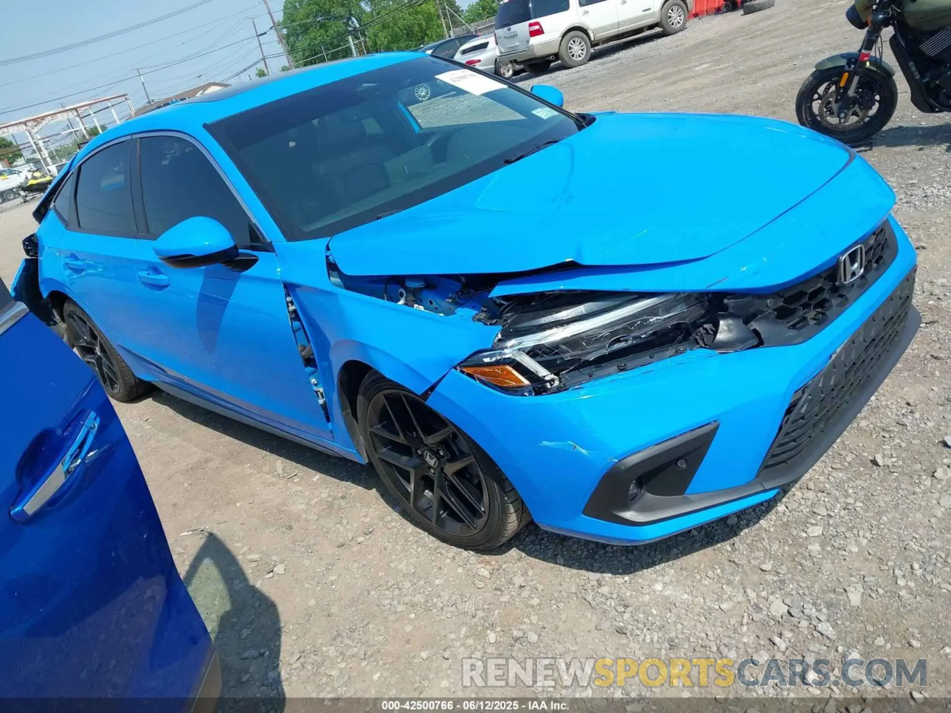 1 Photograph of a damaged car 19XFL1H82RE028663 HONDA CIVIC 2024