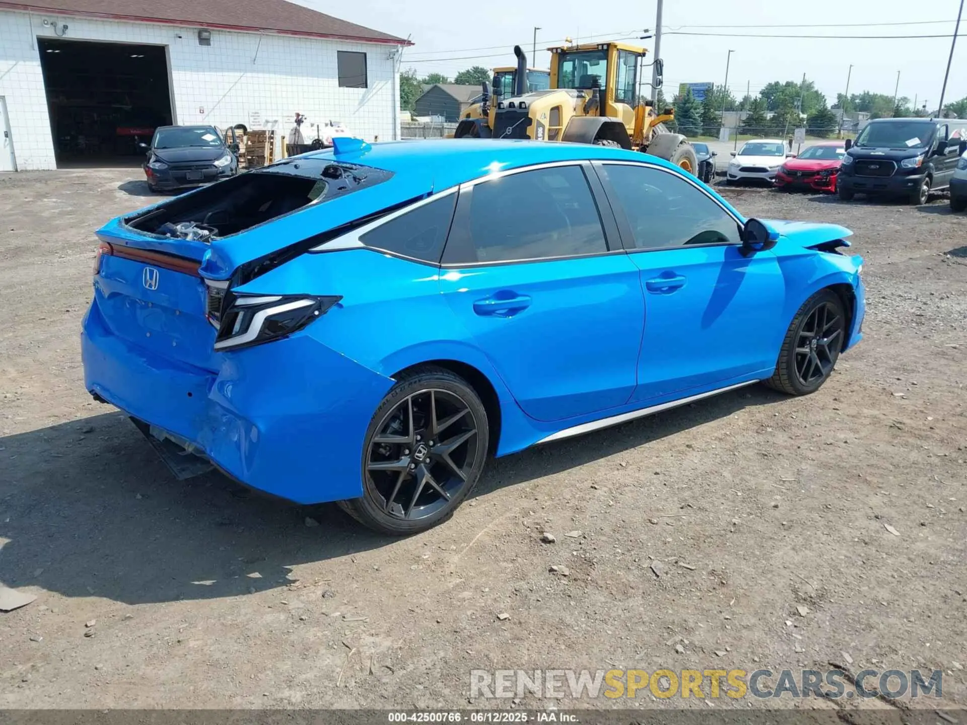 4 Photograph of a damaged car 19XFL1H82RE028663 HONDA CIVIC 2024