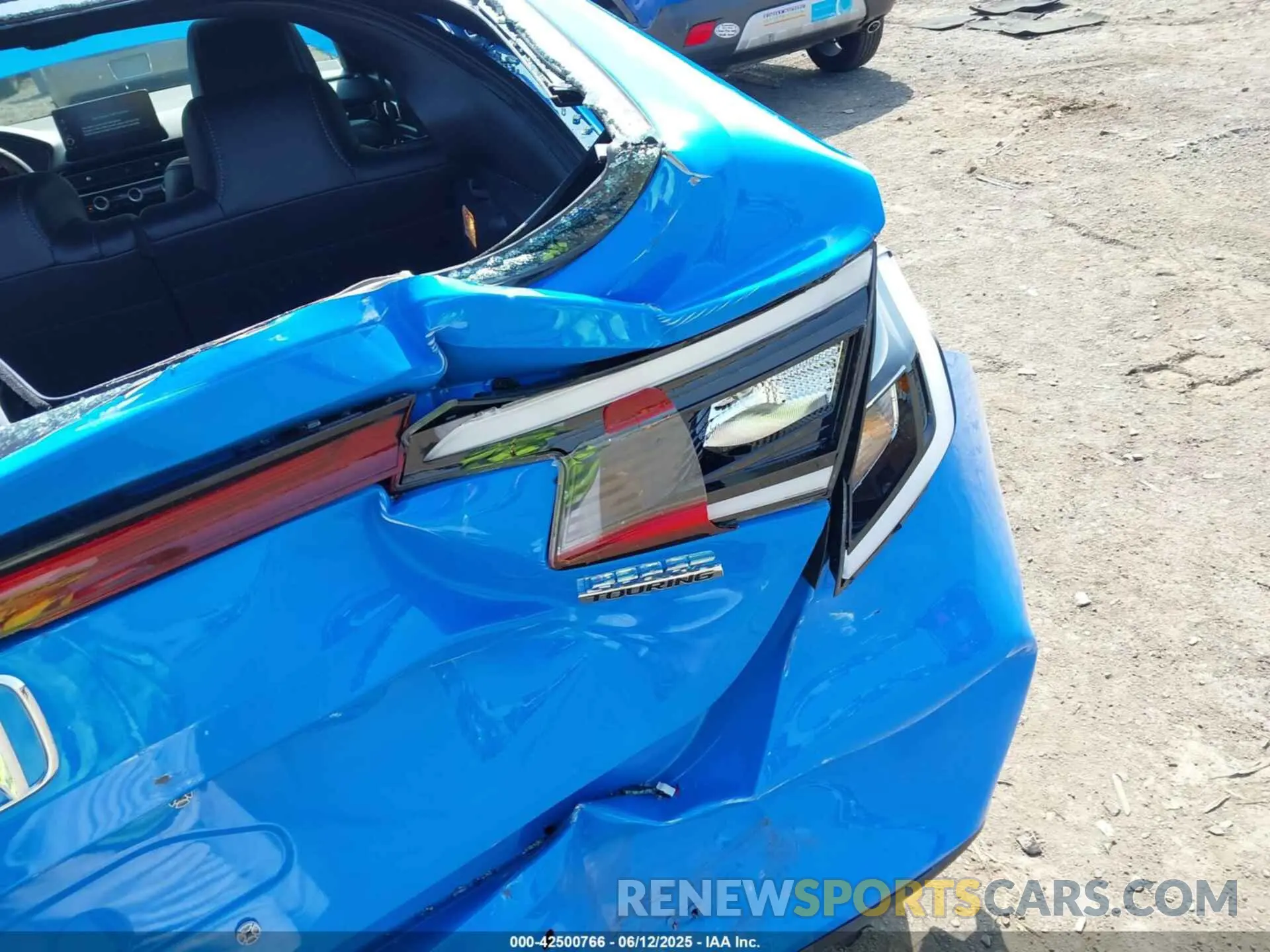 6 Photograph of a damaged car 19XFL1H82RE028663 HONDA CIVIC 2024