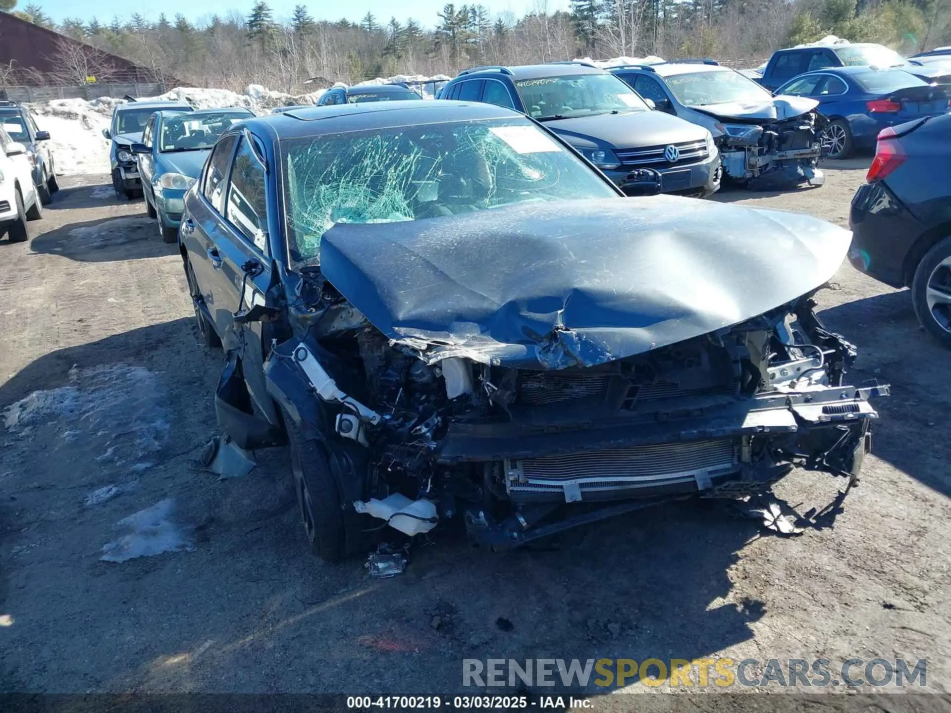 1 Photograph of a damaged car 19XFL1H83RE007529 HONDA CIVIC 2024