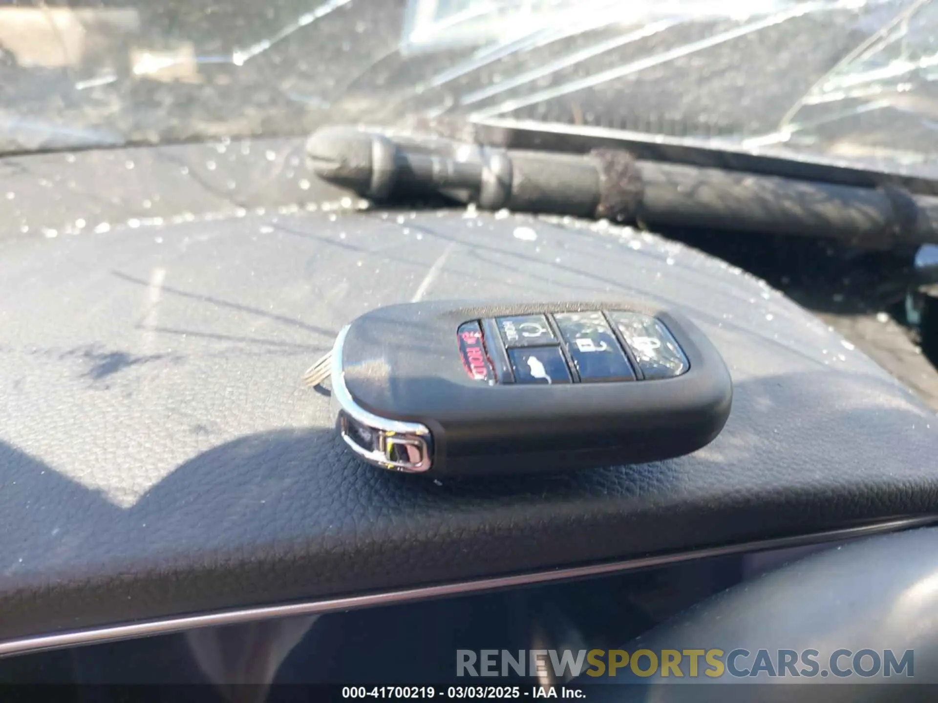 11 Photograph of a damaged car 19XFL1H83RE007529 HONDA CIVIC 2024