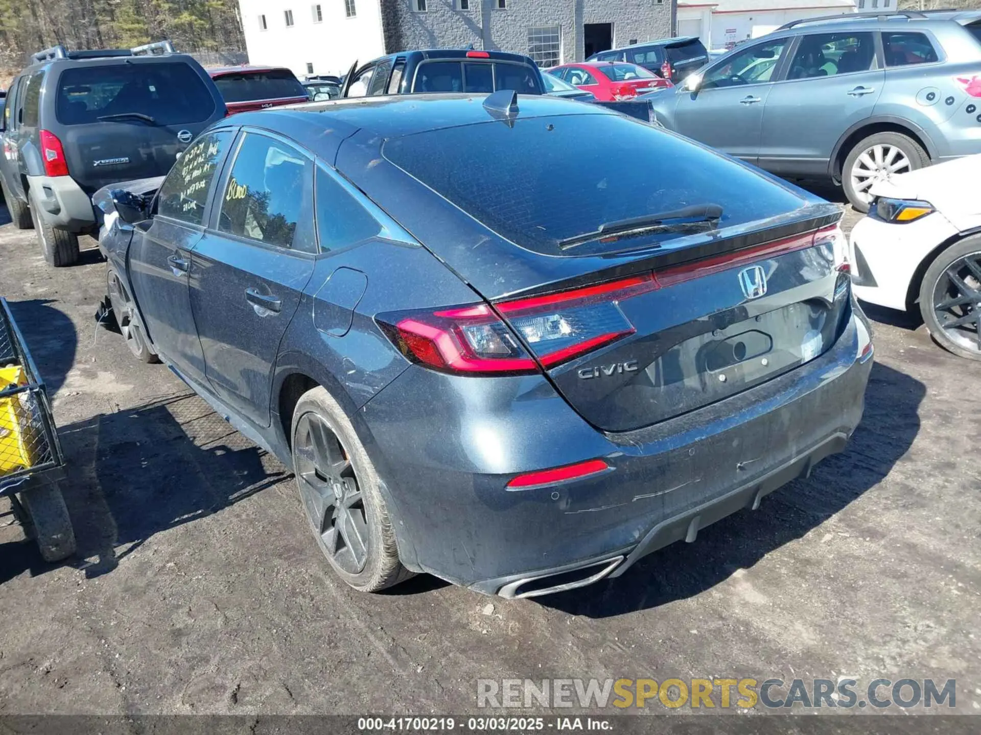 3 Photograph of a damaged car 19XFL1H83RE007529 HONDA CIVIC 2024