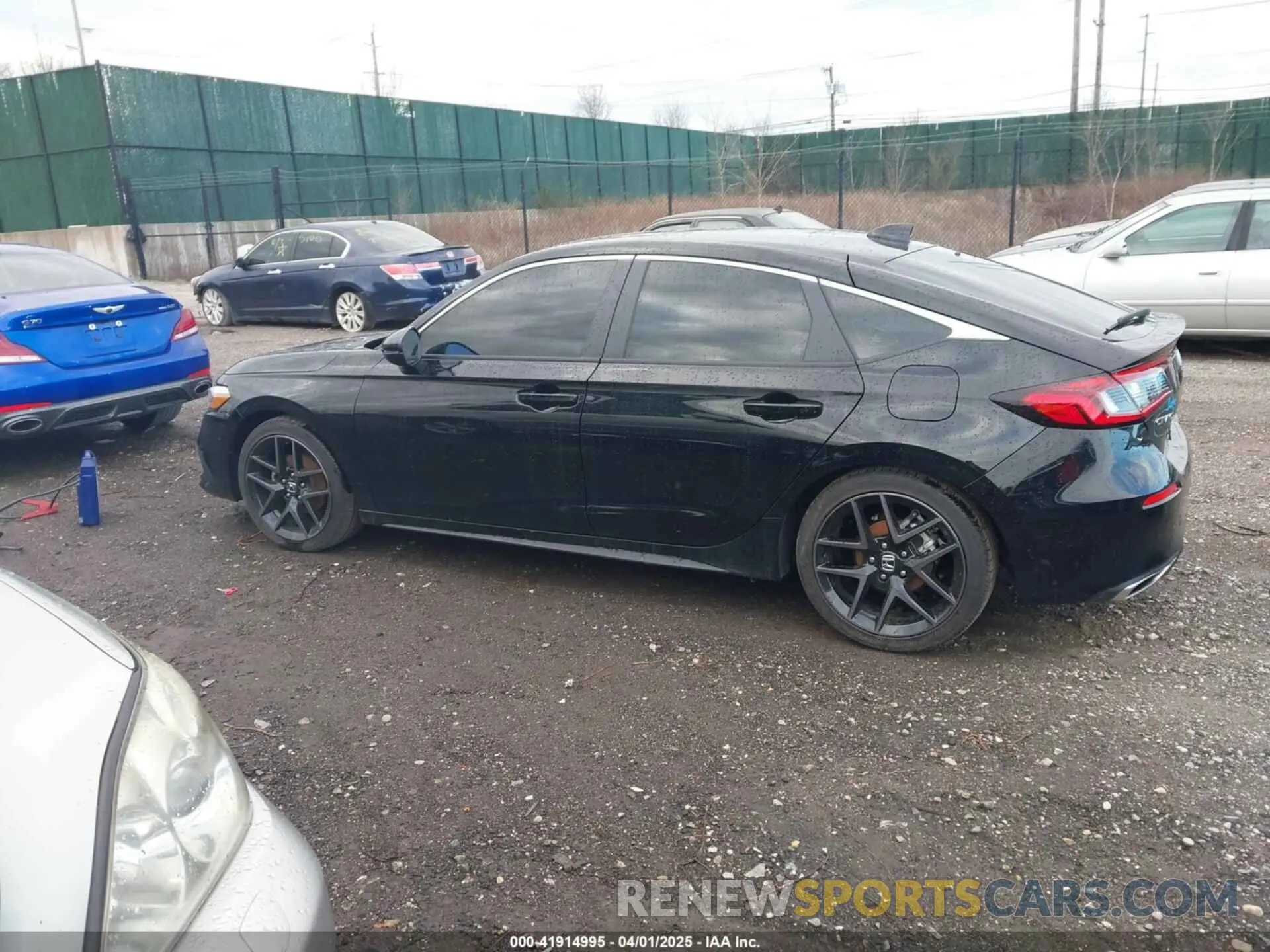 14 Photograph of a damaged car 19XFL1H83RE029403 HONDA CIVIC 2024