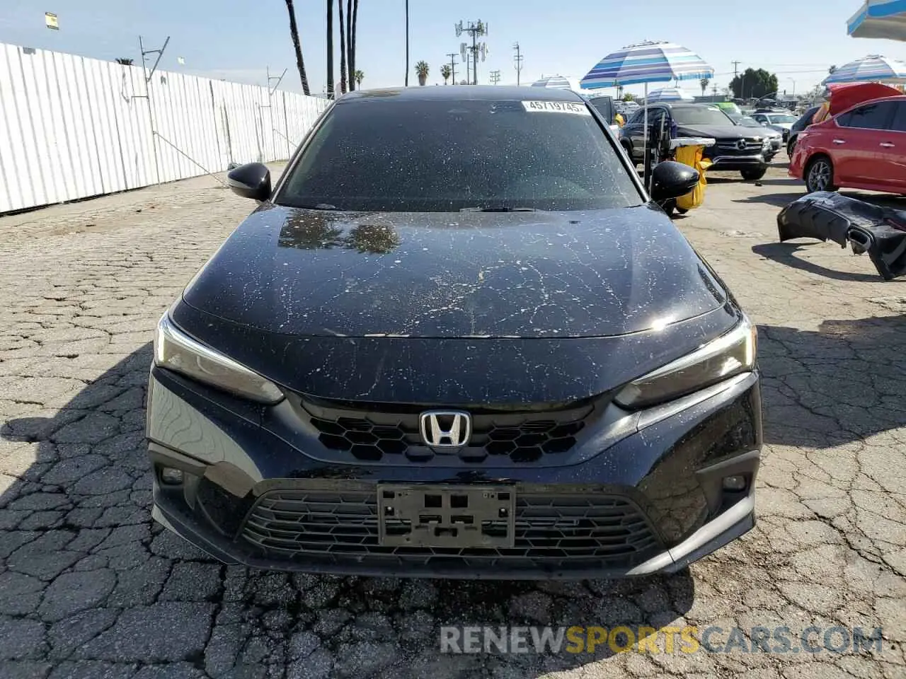 5 Photograph of a damaged car 19XFL1H84RE019396 HONDA CIVIC 2024