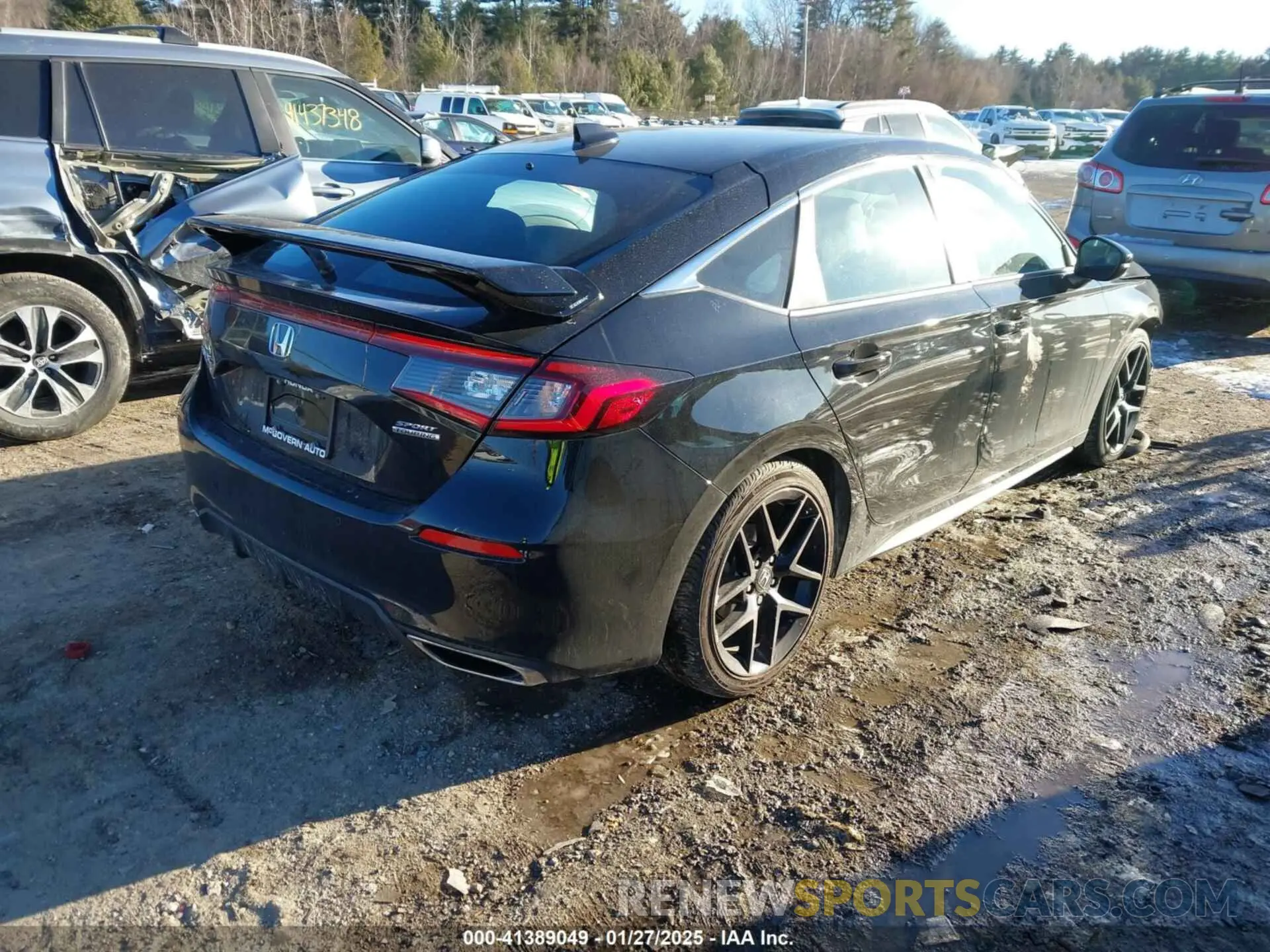 4 Photograph of a damaged car 19XFL1H84RE026588 HONDA CIVIC 2024