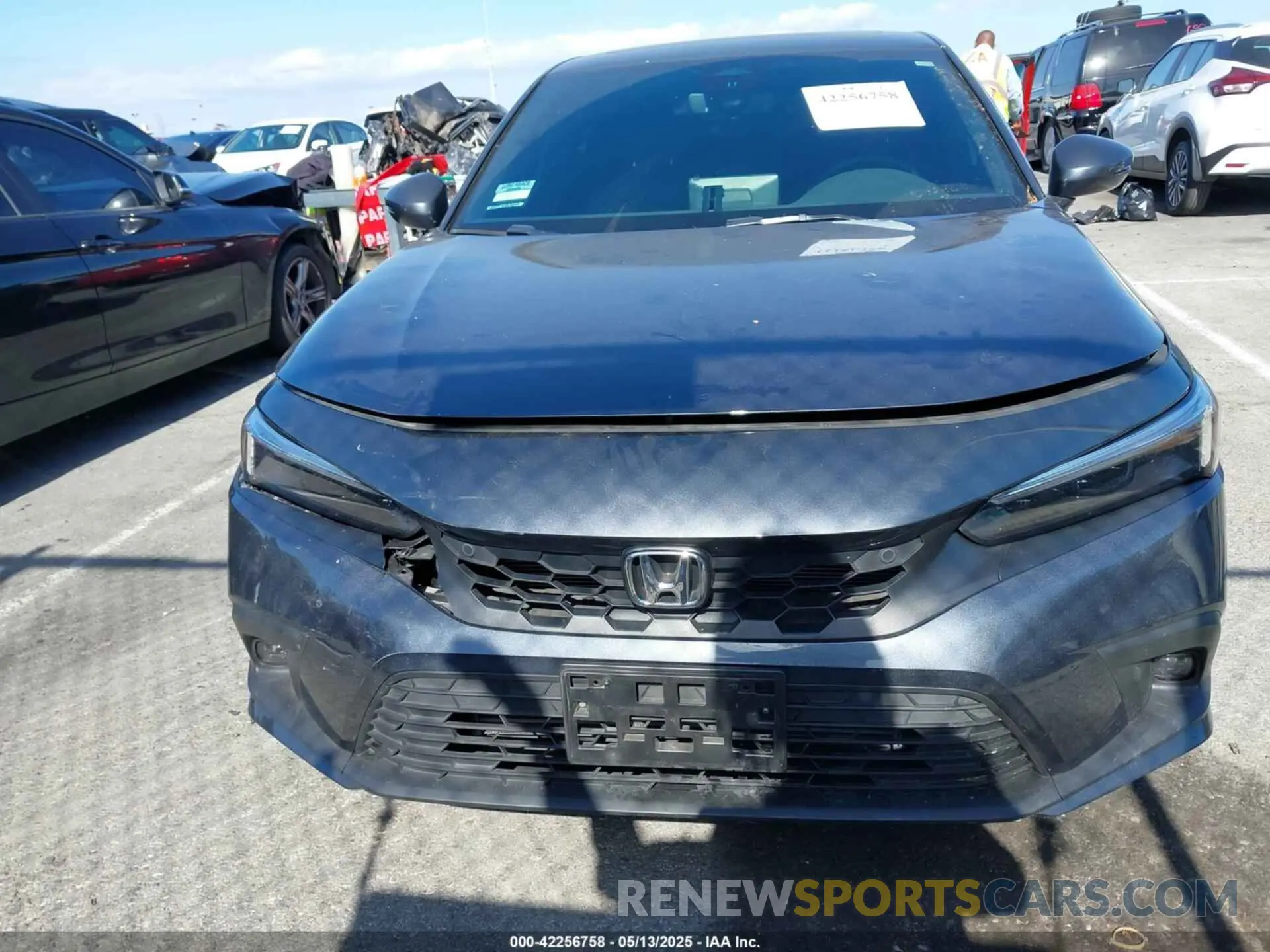 12 Photograph of a damaged car 19XFL1H85RE010495 HONDA CIVIC 2024