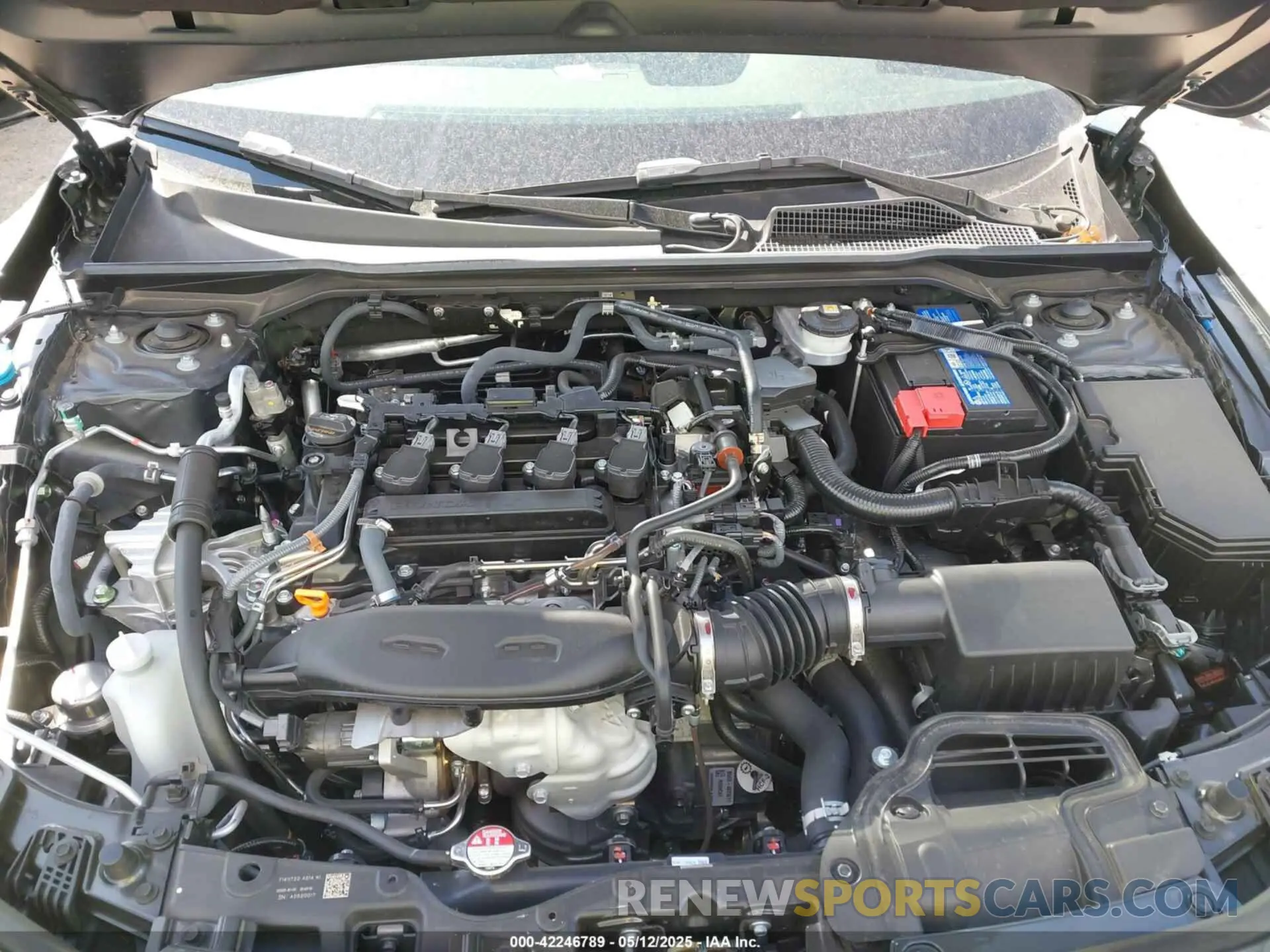 10 Photograph of a damaged car 19XFL1H86RE009257 HONDA CIVIC 2024
