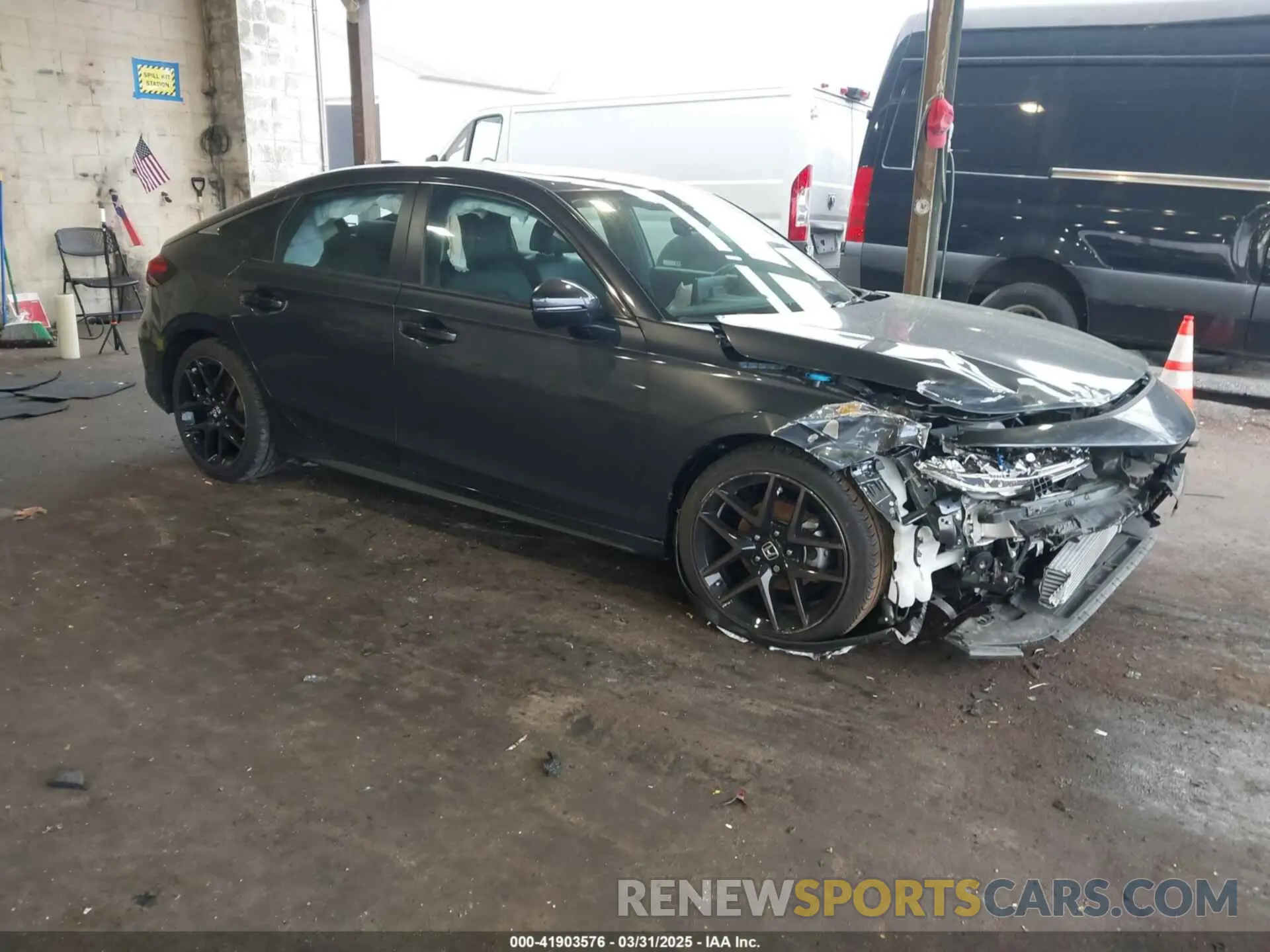 1 Photograph of a damaged car 19XFL1H86RE009873 HONDA CIVIC 2024