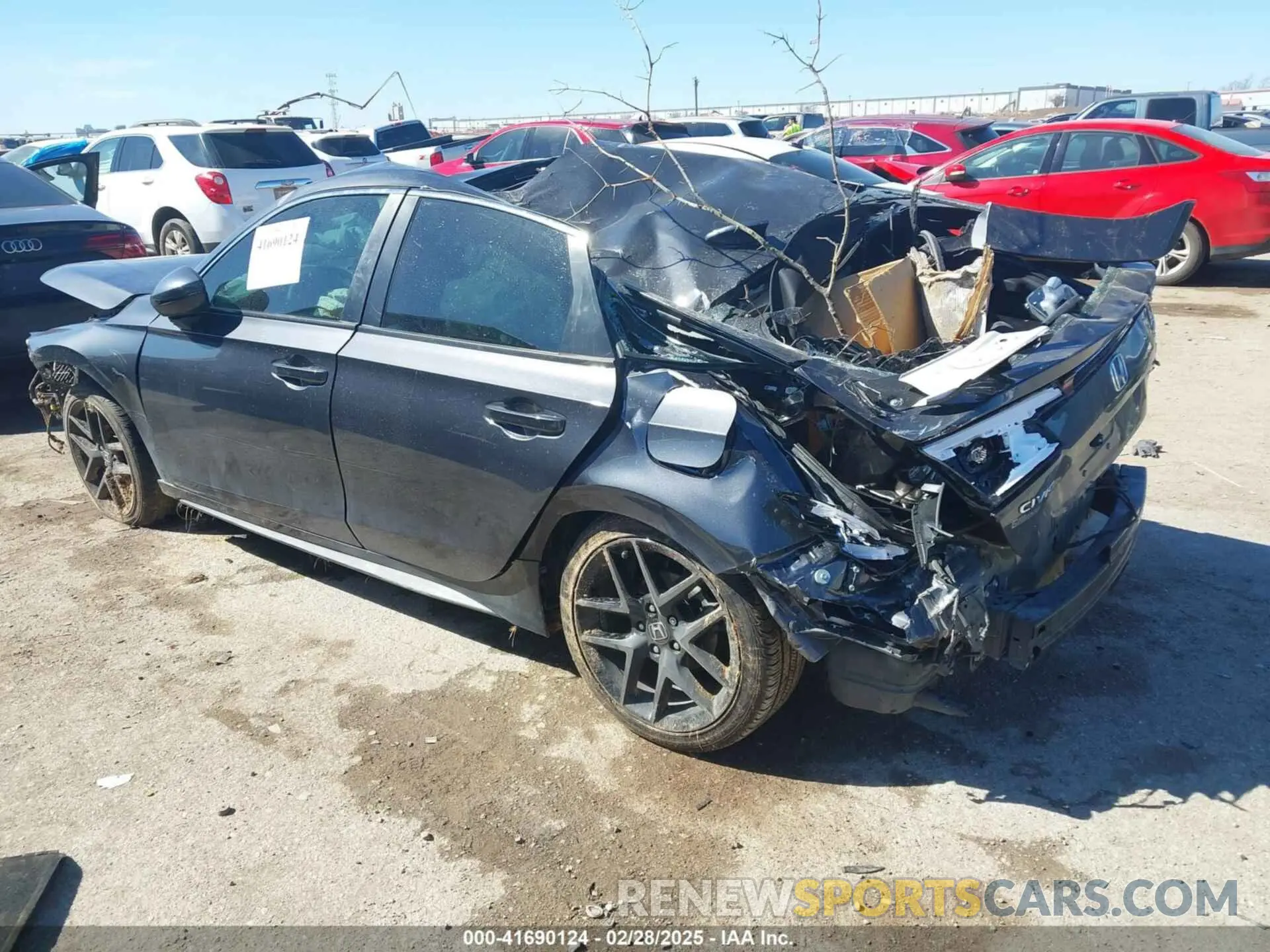 3 Photograph of a damaged car 19XFL1H87RE016721 HONDA CIVIC 2024