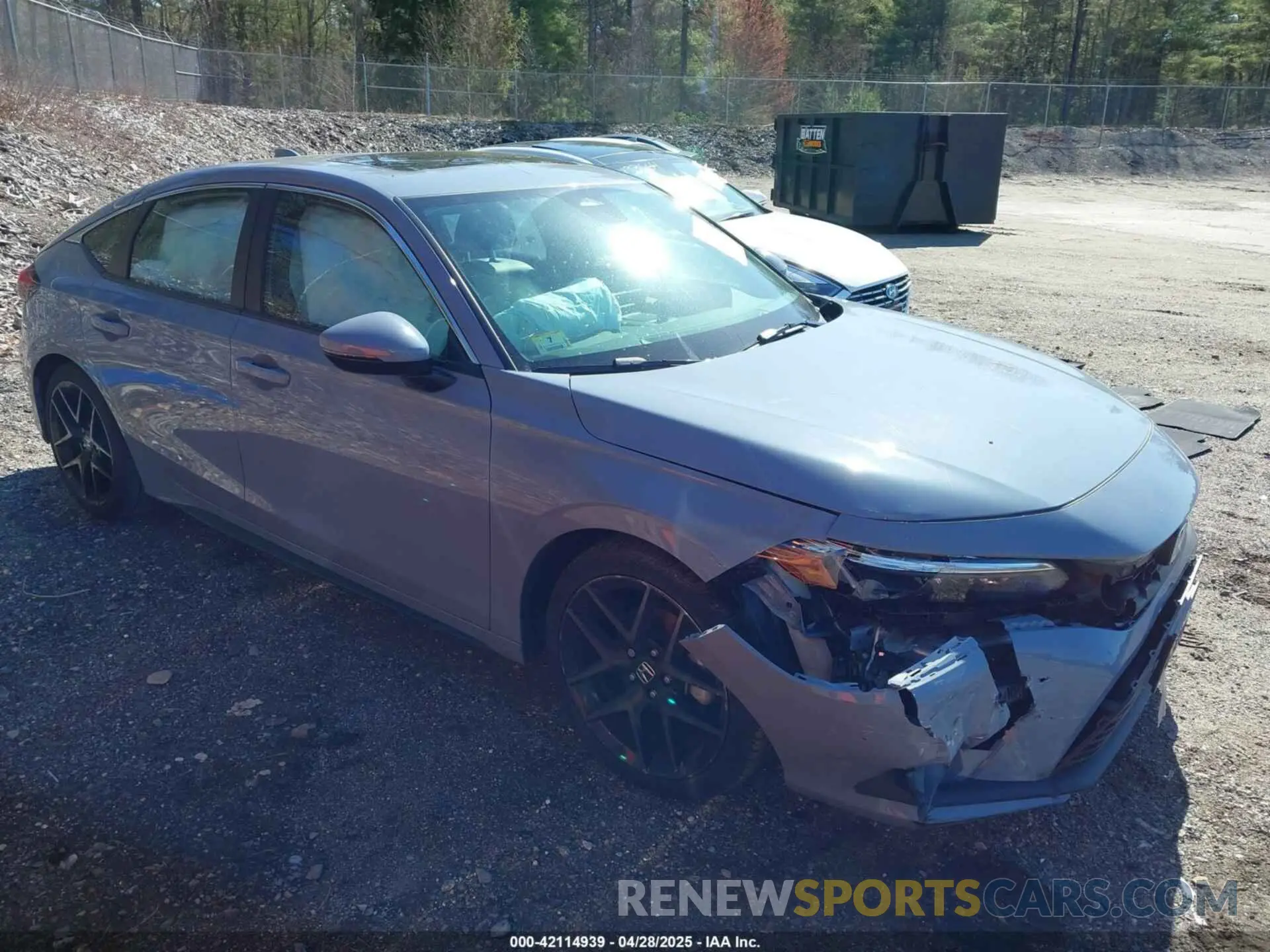 1 Photograph of a damaged car 19XFL1H87RE027945 HONDA CIVIC 2024