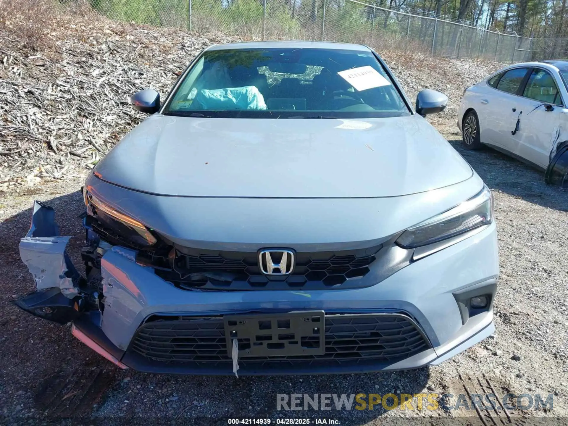 12 Photograph of a damaged car 19XFL1H87RE027945 HONDA CIVIC 2024