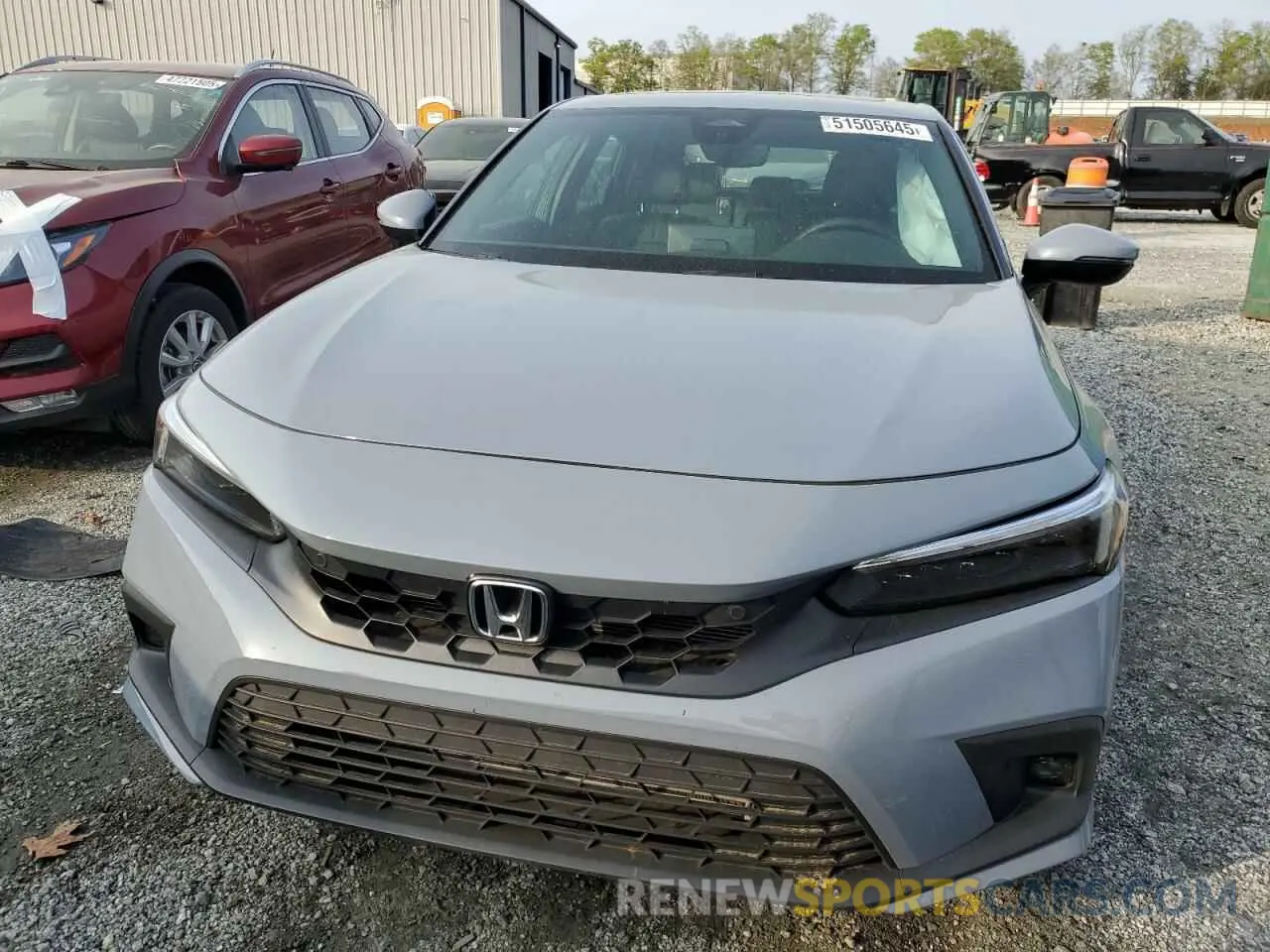 5 Photograph of a damaged car 19XFL1H87RE032496 HONDA CIVIC 2024