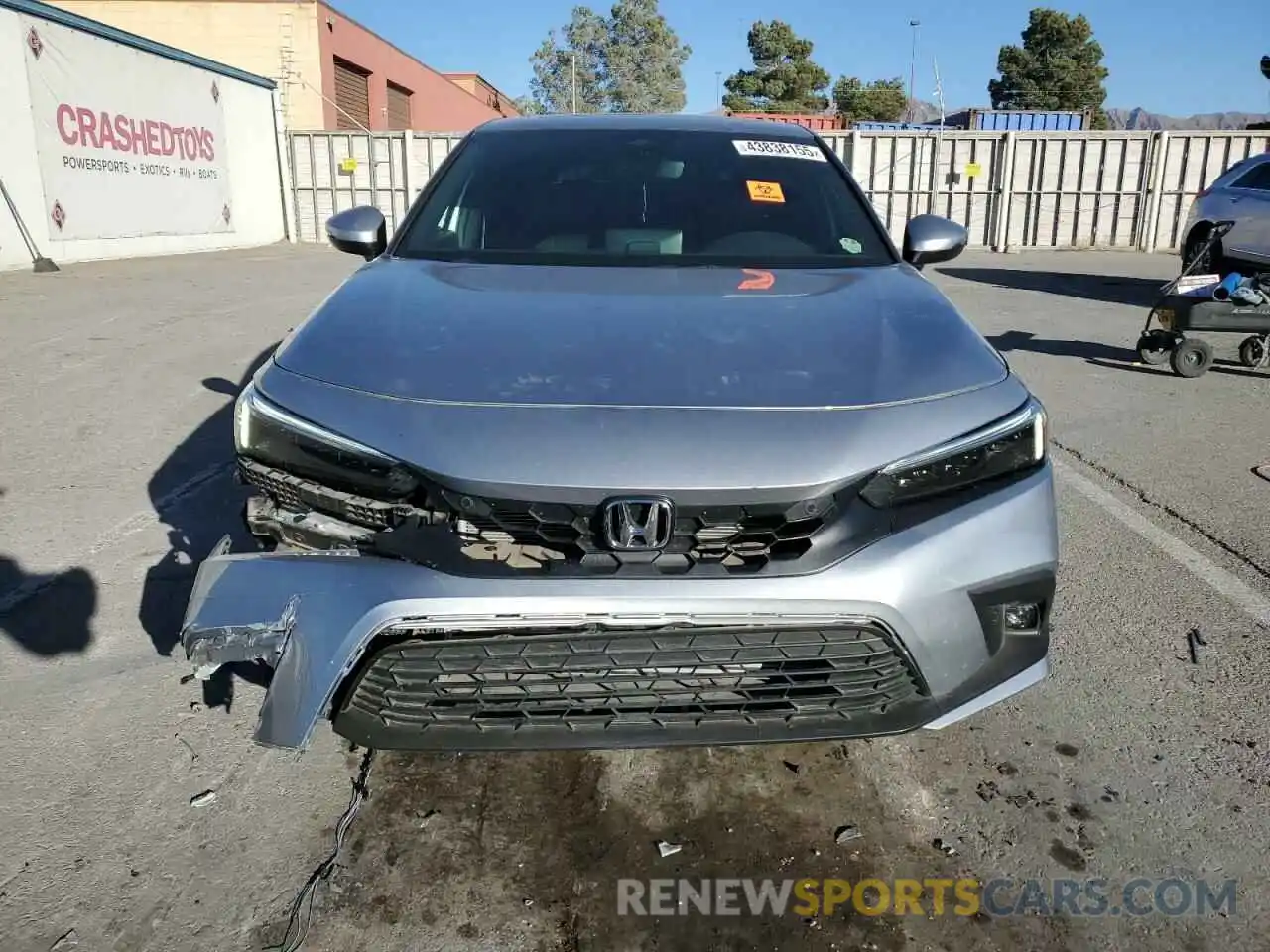 5 Photograph of a damaged car 19XFL1H88RE007235 HONDA CIVIC 2024